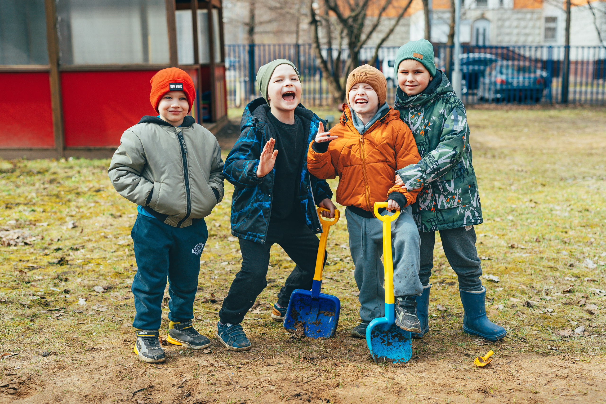 Сад1. Школьные альбомы и альбомы для детского сада. Юлия Осипова. Москва