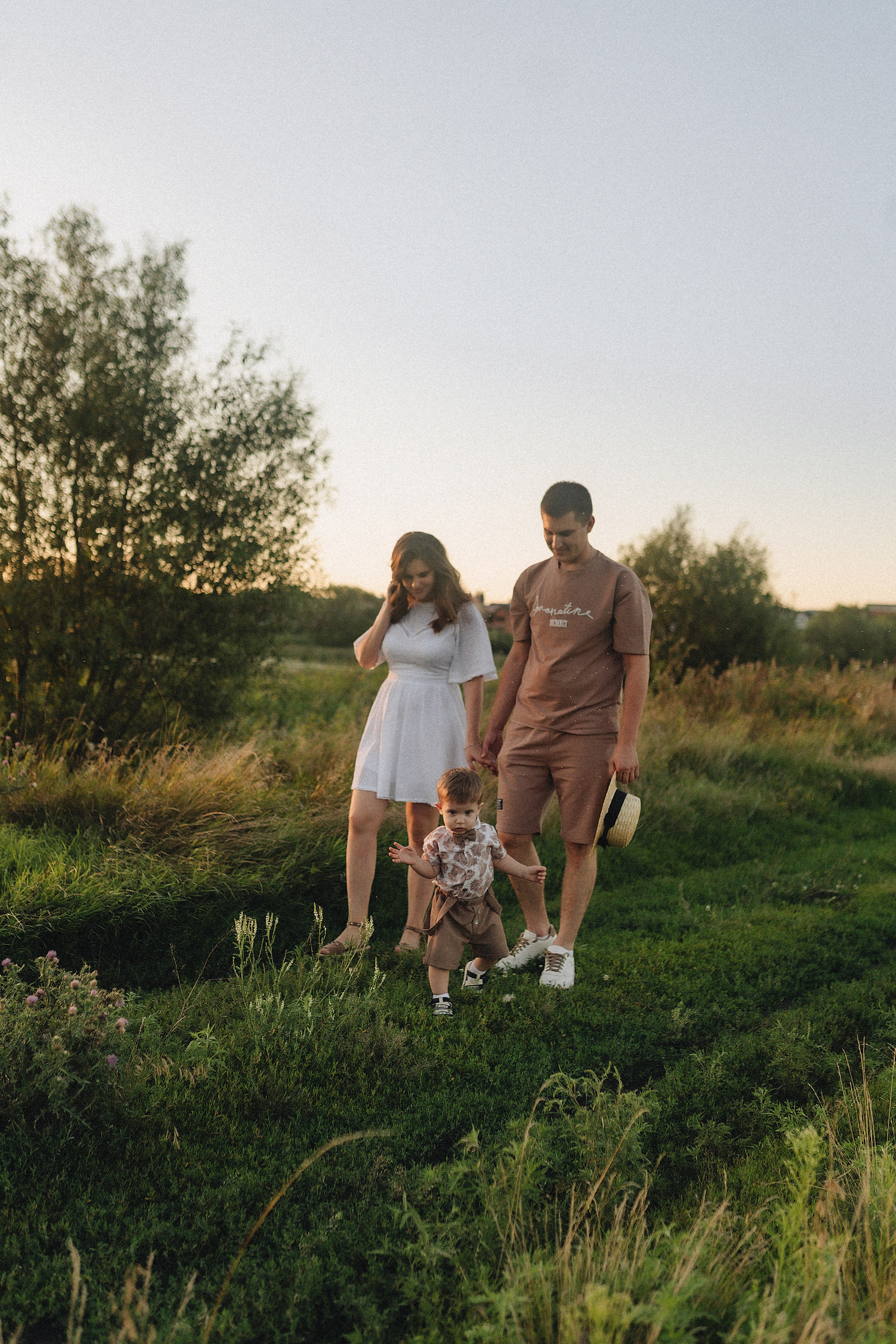 Светлана, Сергей и Женя | Семейная съемка на закате. Фотограф Карина Шмулёва. Воронеж и область
