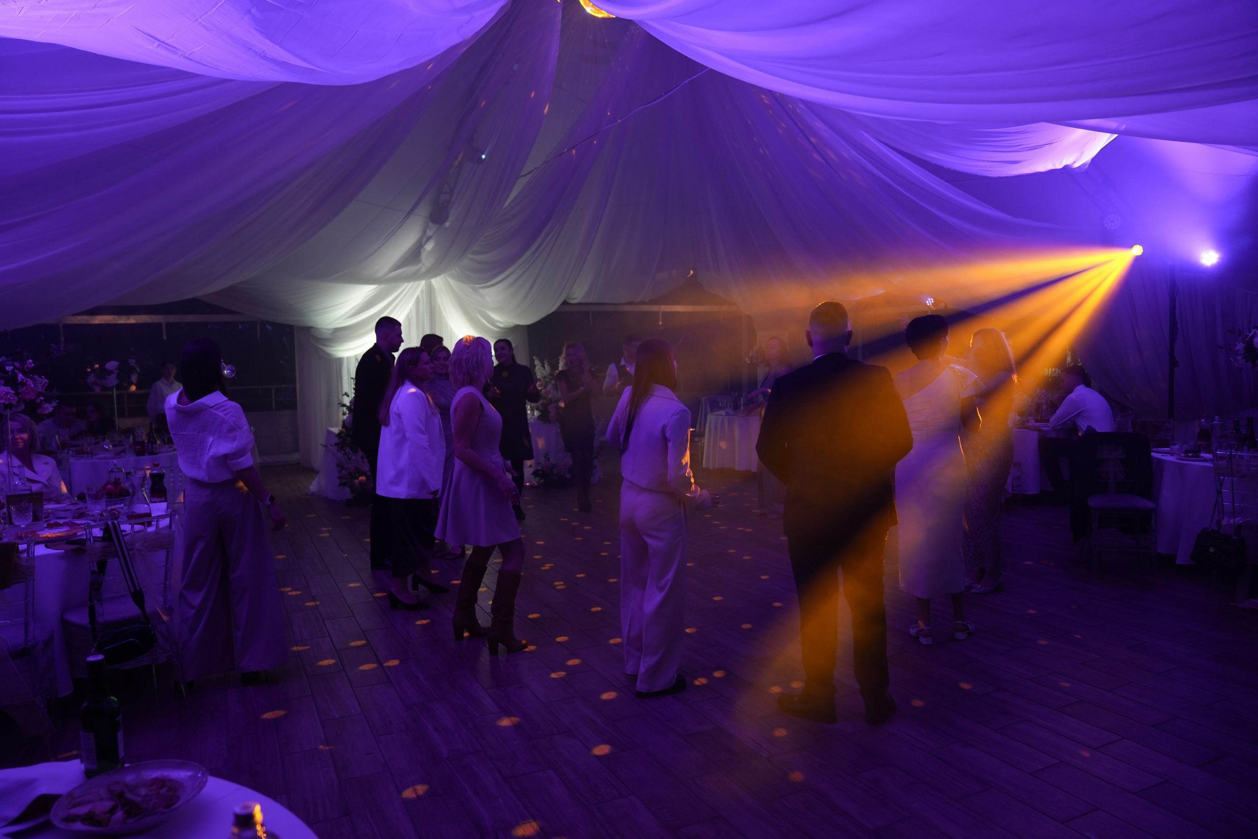 Репортажный фотограф в Сочи и Адлере | Съемка мероприятий, конференций и корпоративов. Свадебный фотограф в Сочи и Адлере — Фотосессии на море и в горах | Виктор Рогулев