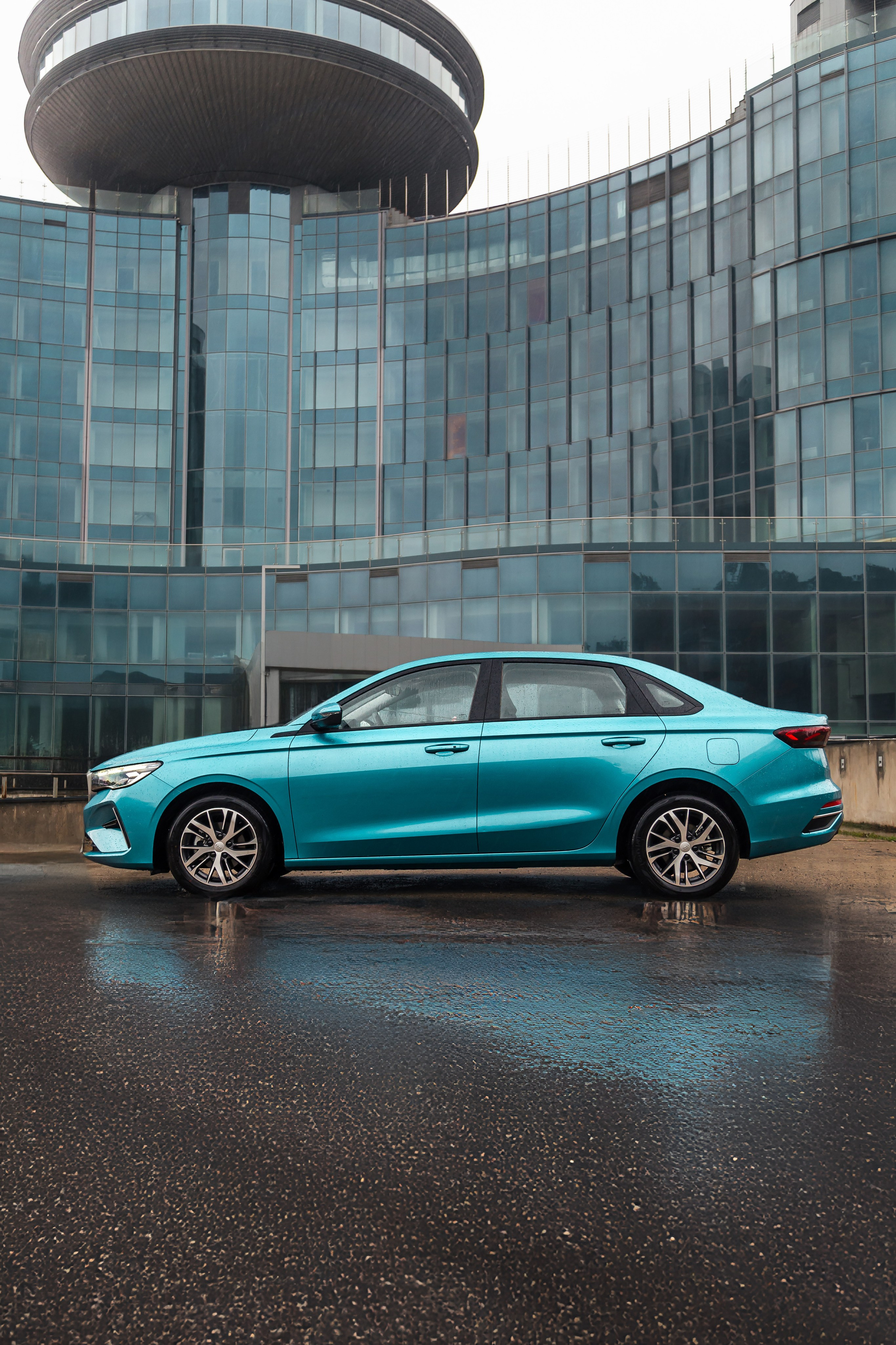 GEELY EMGRAND. Рекламный и портретный фотограф в Алматы — Серекпаев Танирхан