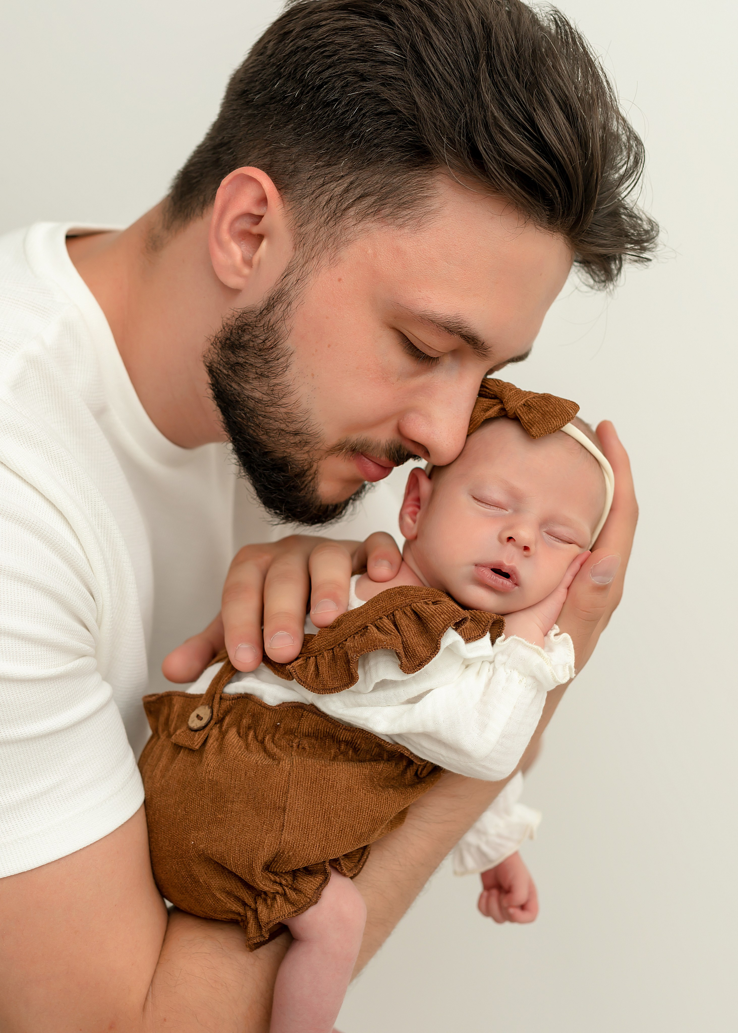 Новорожденные до 28 дней. Фотограф новорожденных в Тюмени