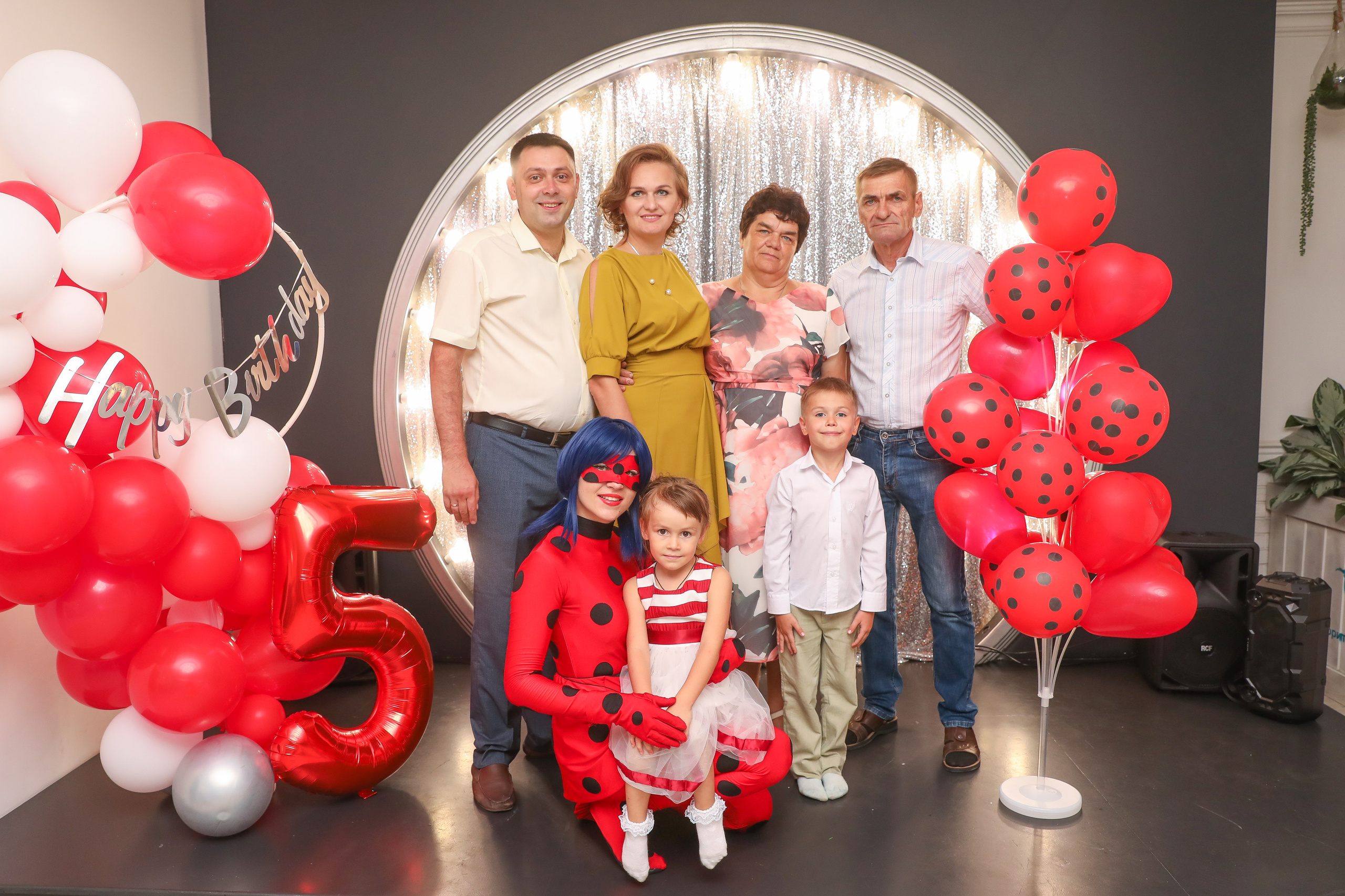 ДЕТСКИЕ МЕРОПРИЯТИЯ. Photographer Viktoriya Markushina «My world throug»