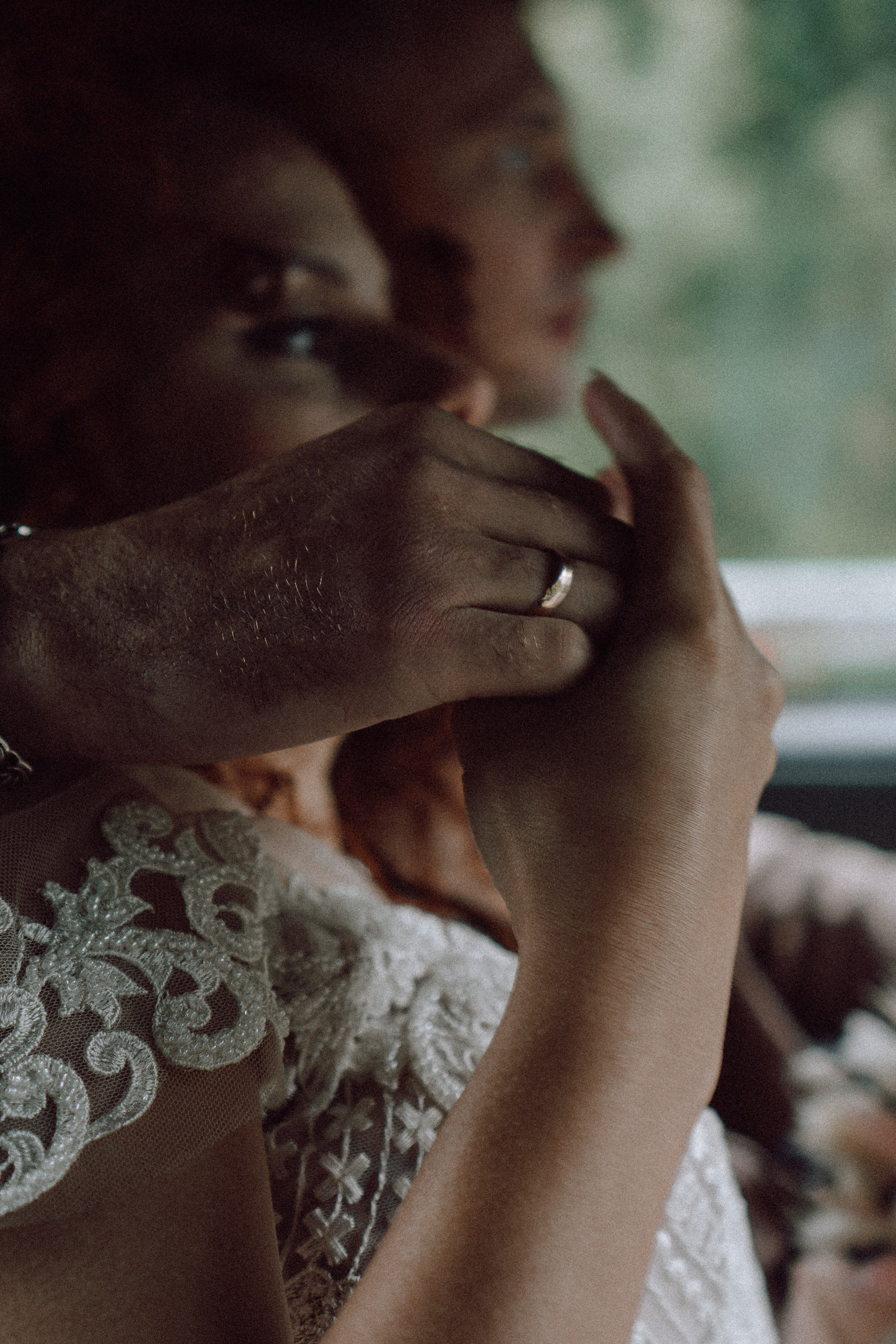 СВАДЕБНАЯ ФОТОСЕССИИЯ ПАРЫ В ГОРОДЕ ПРИОЗЕРСК В СОСНОВОМ ЛЕСУ И С ПИКАПОМ. Профессиональный фотограф, Санкт-Петербург — Виктория Богомолова