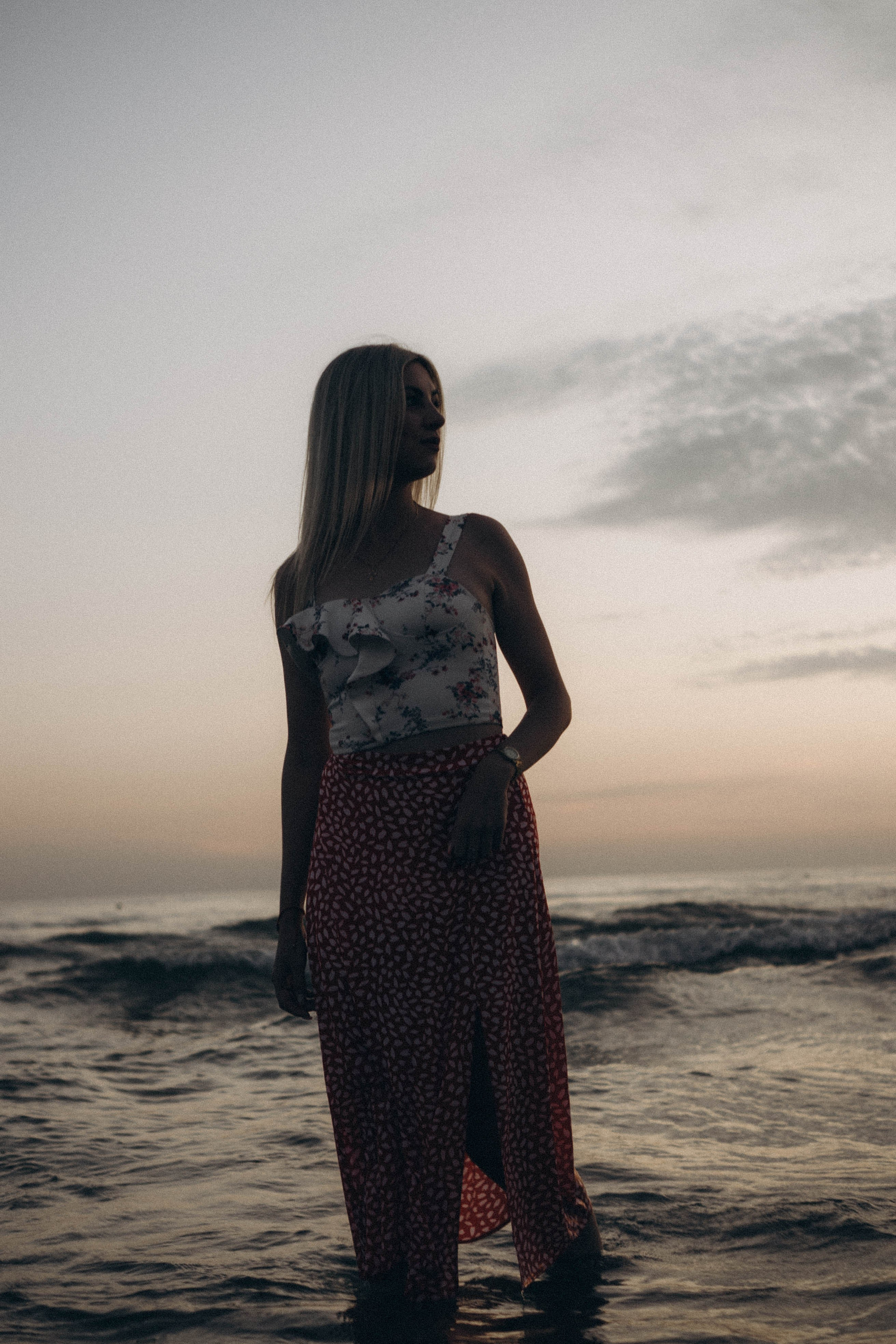 Июльский вечер на берегу черного моря. Профессиональный фотограф, Санкт-Петербург — Виктория Богомолова