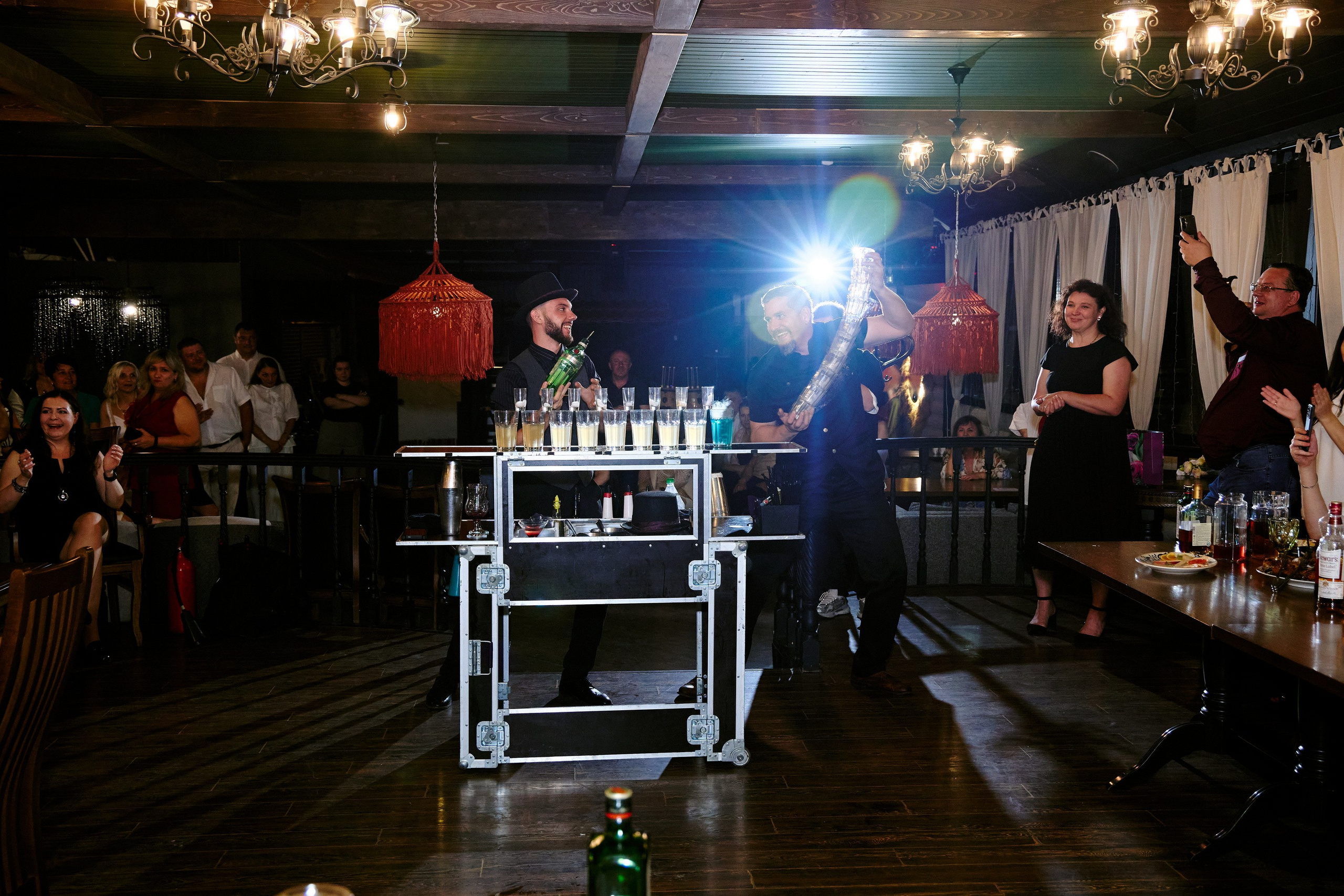 Выпускной 35 Сош. Фотограф Выпускные альбомы Таганрог Сергей Коробченко