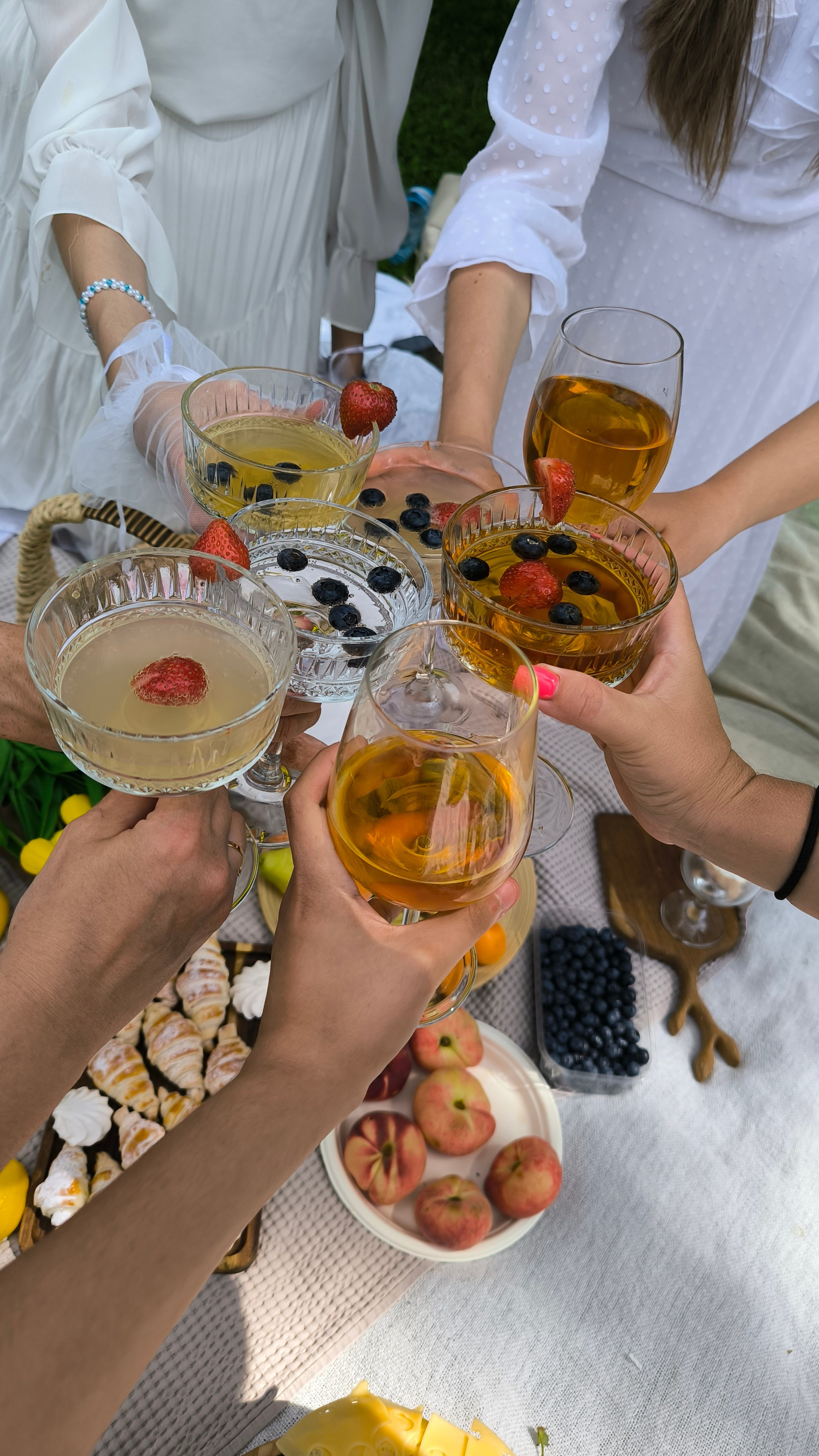 Фотопикник, вкусный репортаж с места событий. Семейный фотограф в Москве Марина Петра