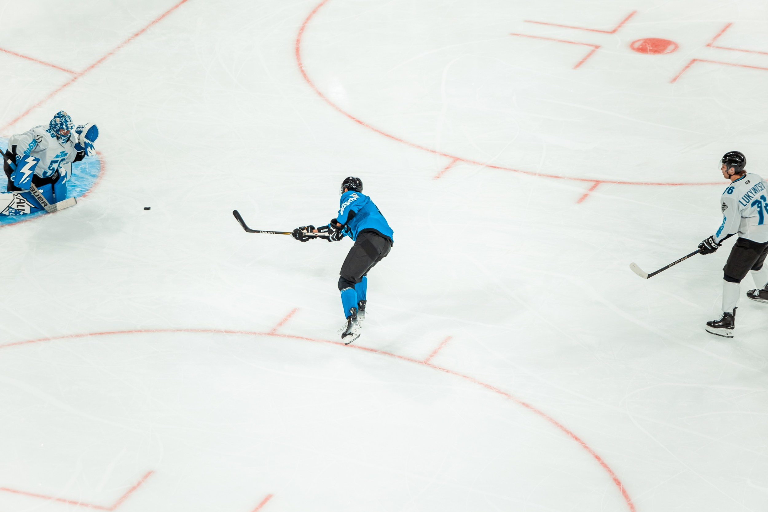 KHL All-Star 2025. Репортажный фотограф в Сочи Дмитрий Ветринский