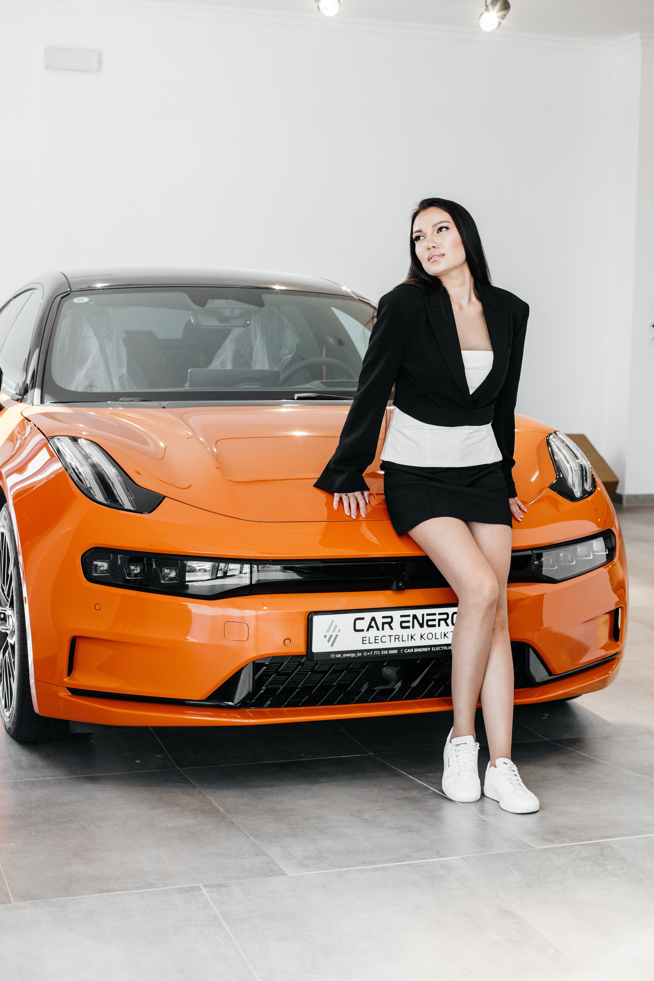 Фотографии Электромобиль Zeekr 001