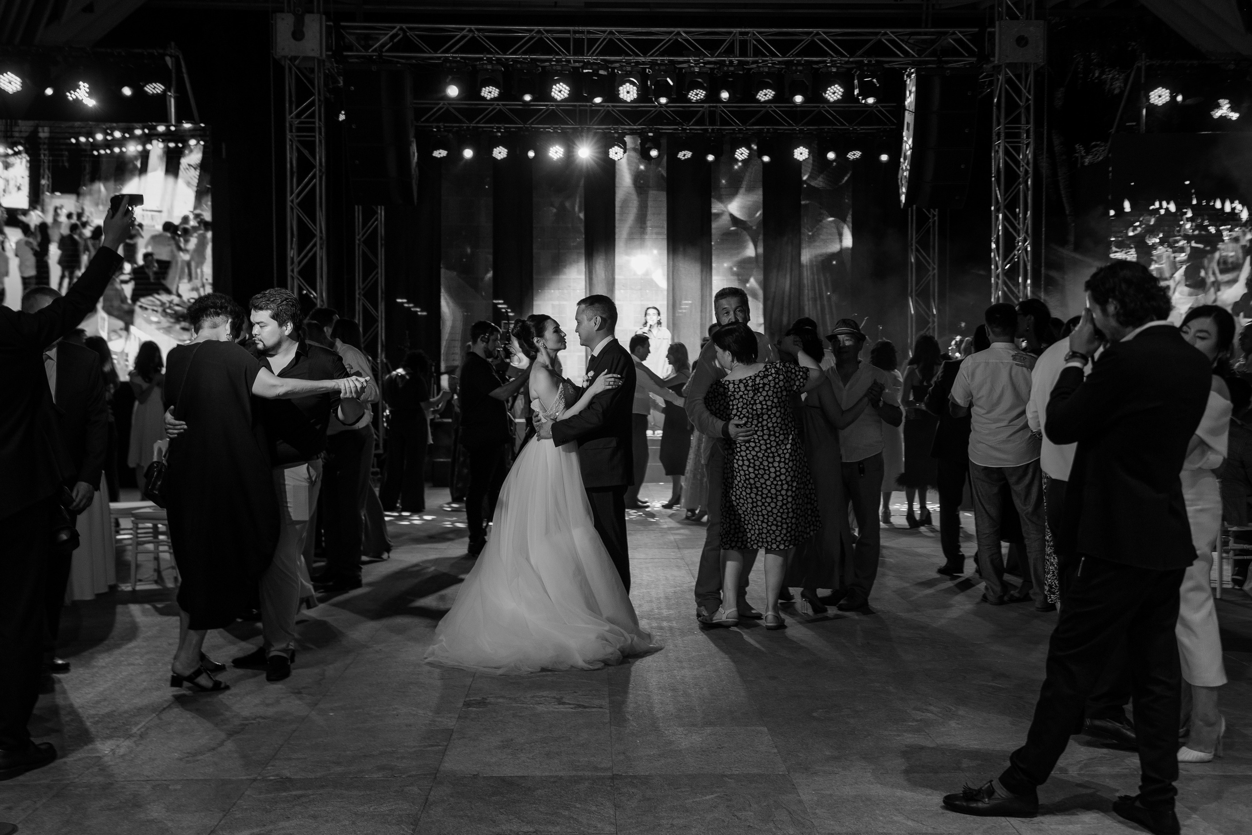 Свадьба Сакен Асель. Свадебный фотограф Алматы и Астана