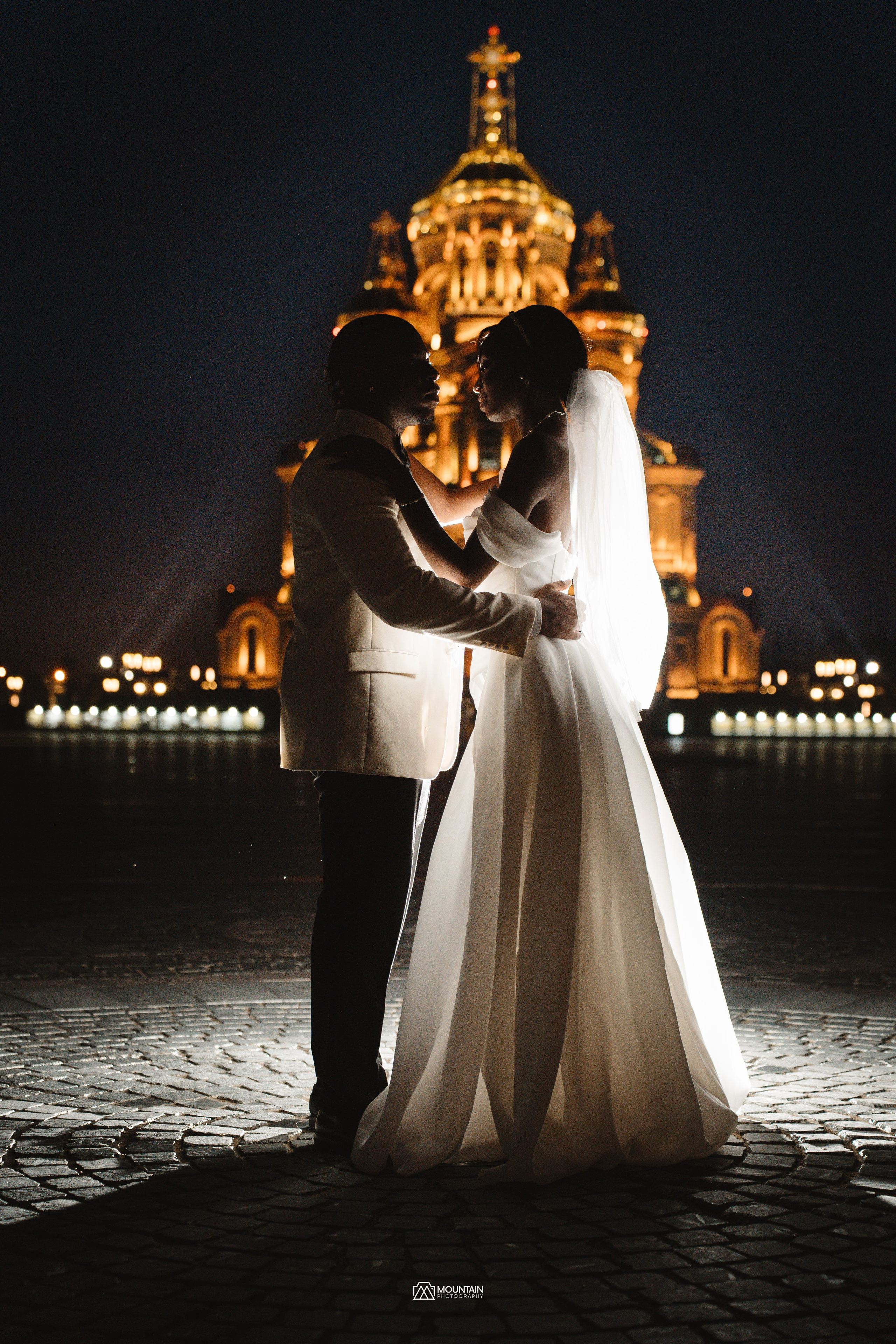 Bernise & Daniel. Photographer based in moscow Peter Tchana