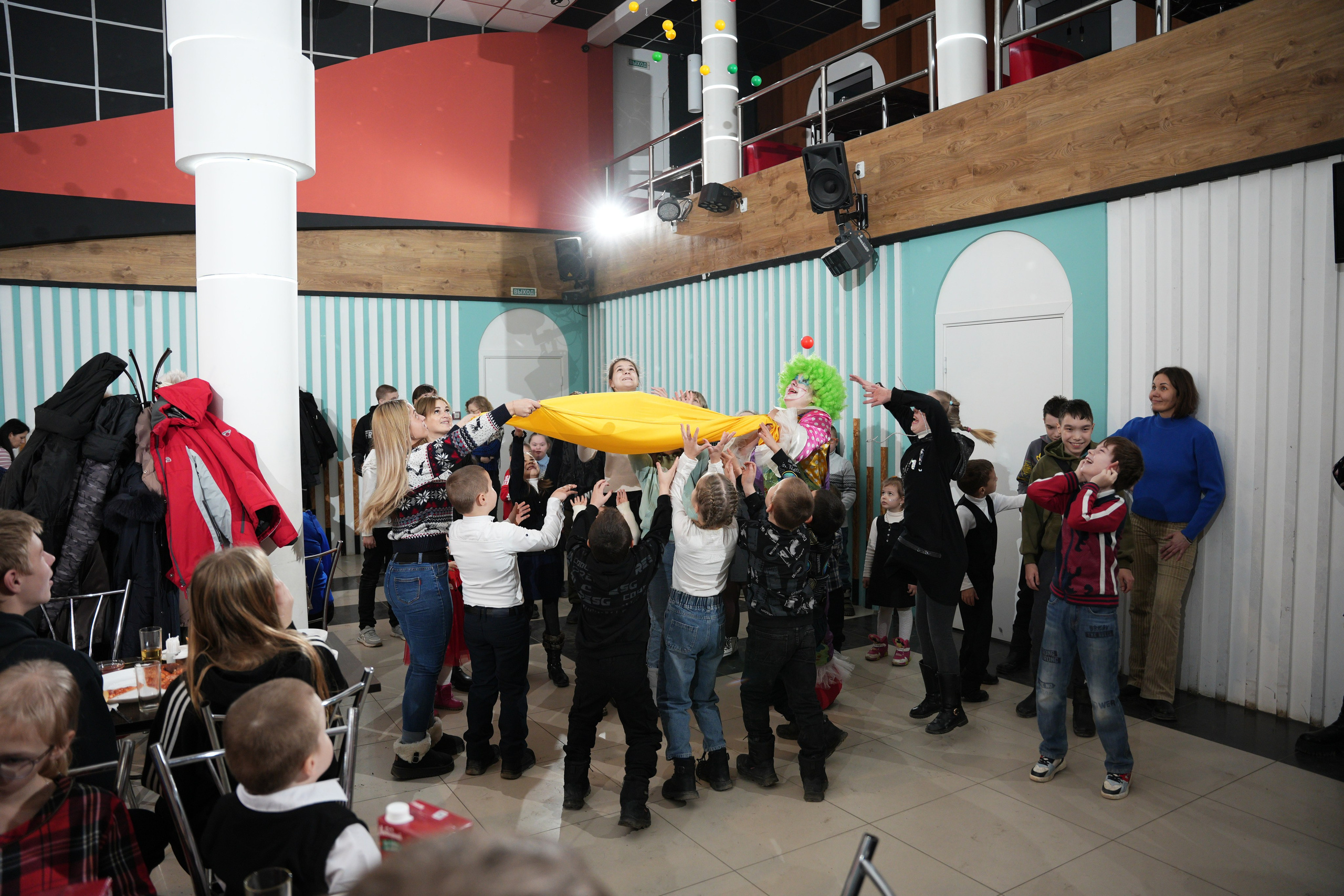 «Ты в этом мире не один " социально благотворительное мероприятие. Ольга Плаксина фотограф в Саратове