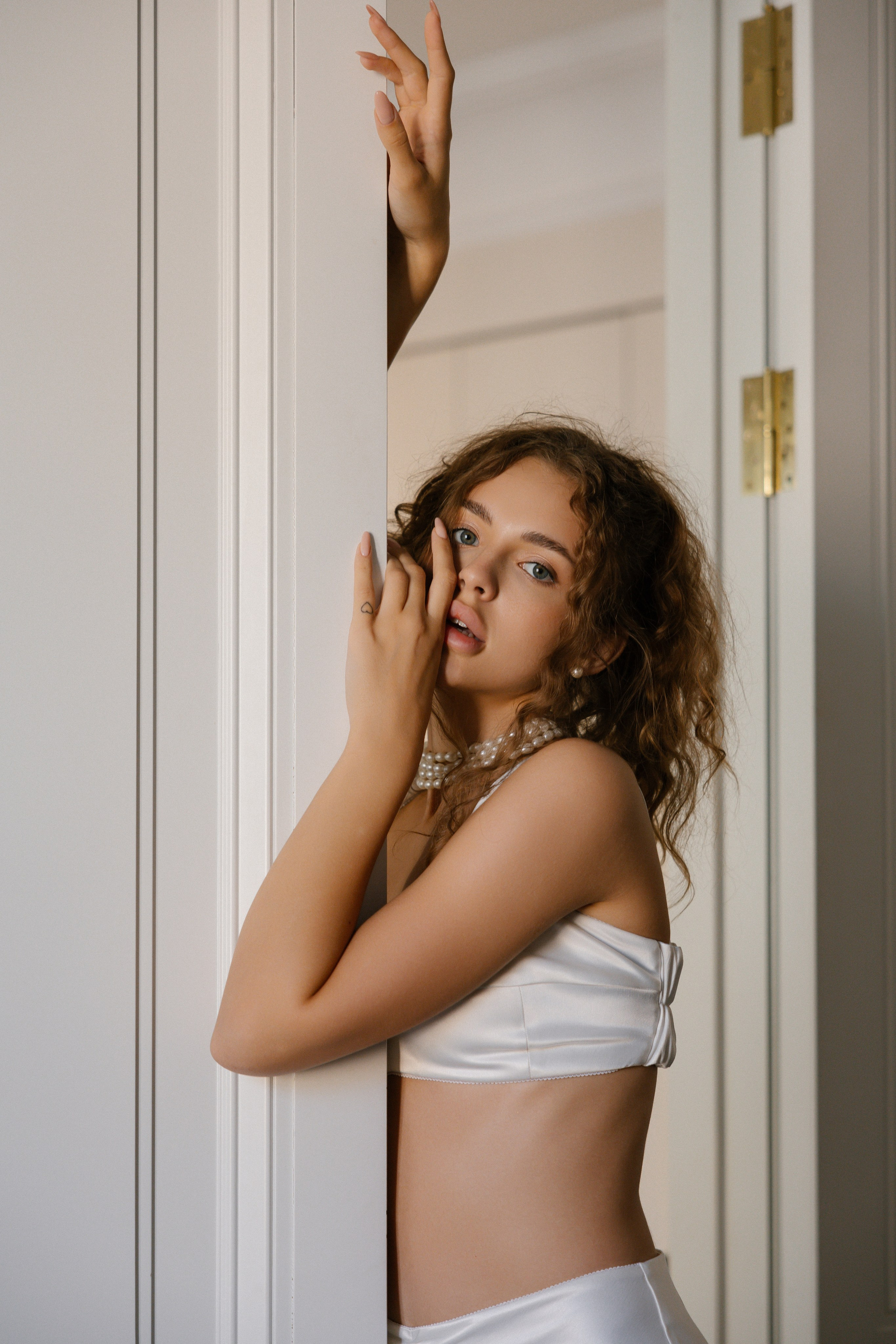 В квартире на Невском