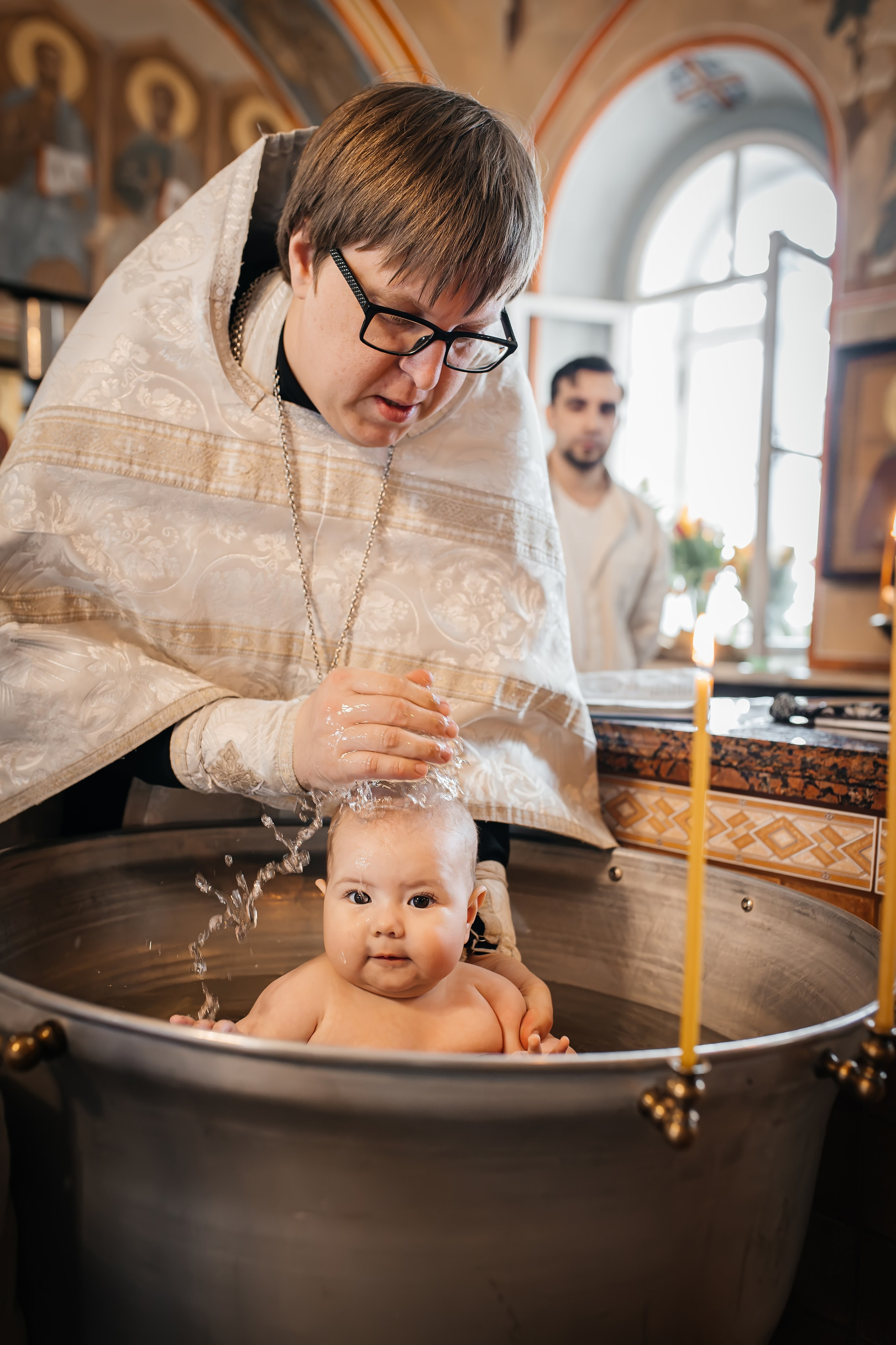 Крещение Алисы в Успенском Храме Красногорск. Фотограф на крещение и венчание Москва  Надежда Баланина