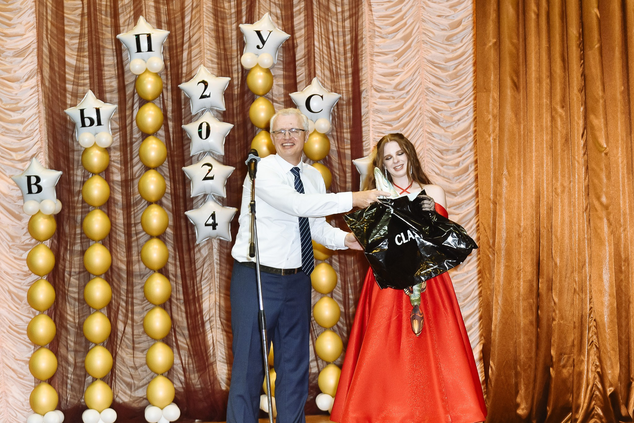 Выпускной 11 кл (до банкета). Фотограф Олег Юршевич Солигорск Минск