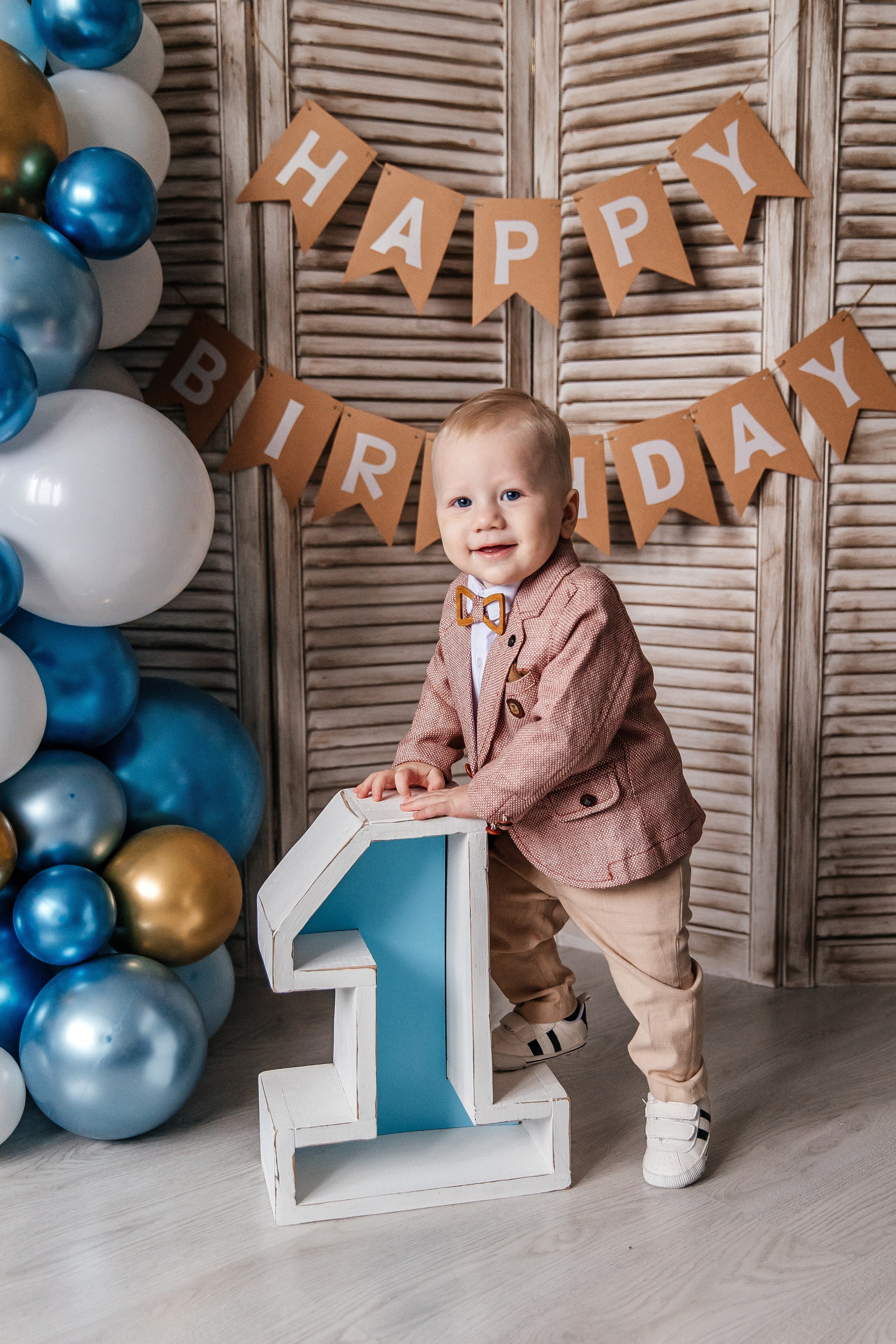 С шарами. Детский фотограф, выпускные альбомы в Нижнем Новгороде Бодягина Мария