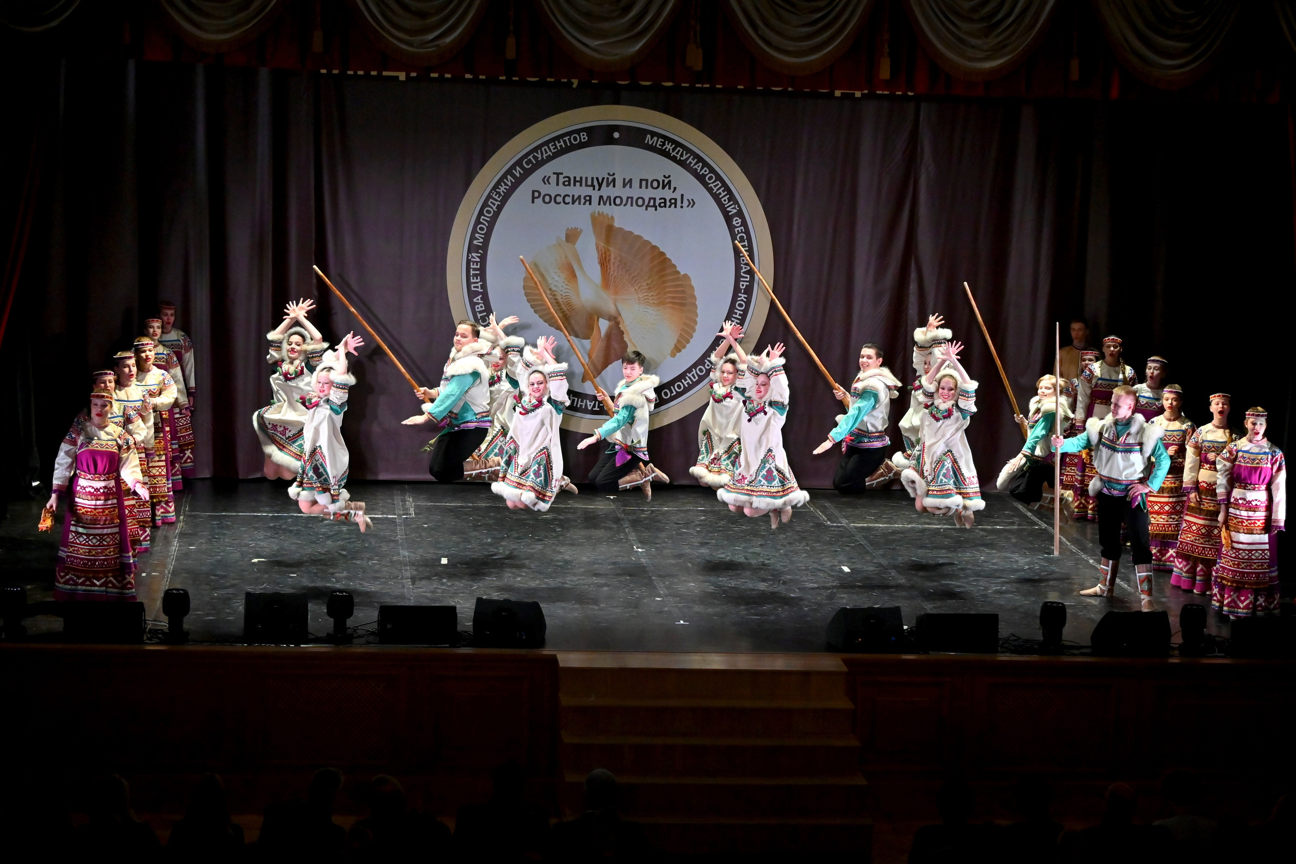 Гала-концерт. Танцуй и пой, Россия Молодая! 22.04.2024. Профессиональный фотограф в Москве Алёна Котова