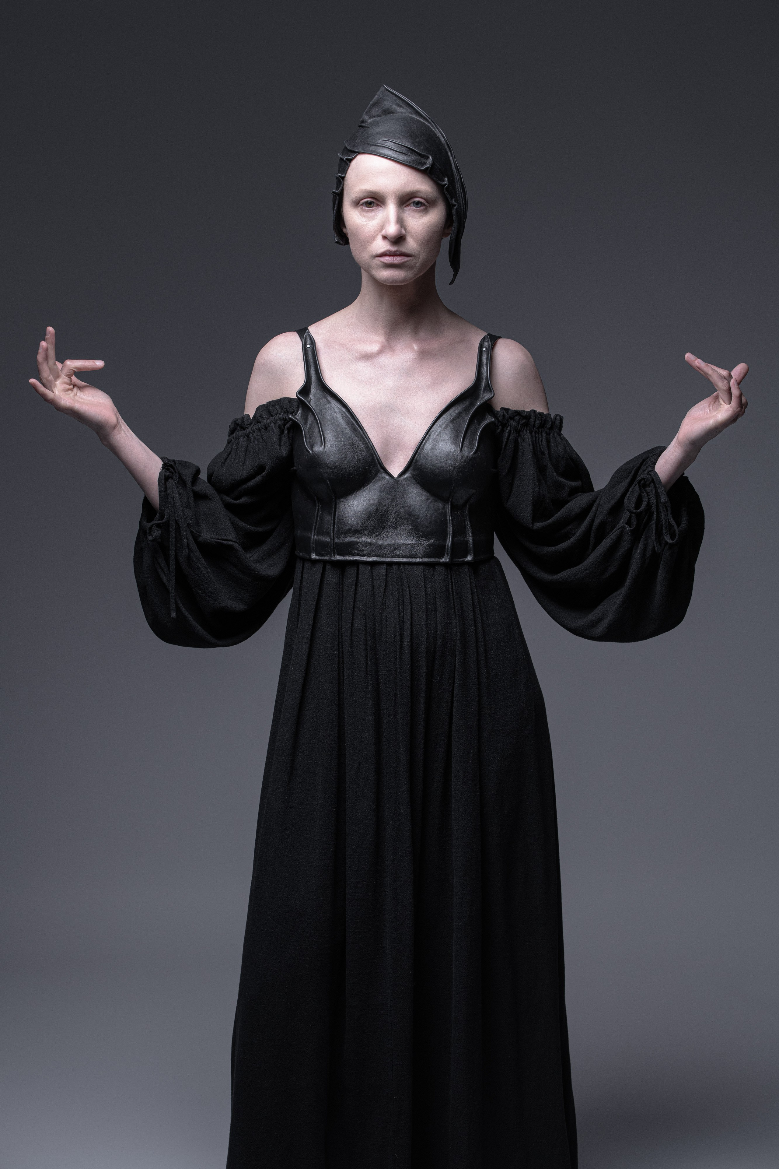 Black leather. Portrait photographer in Minsk Slava Potalakh