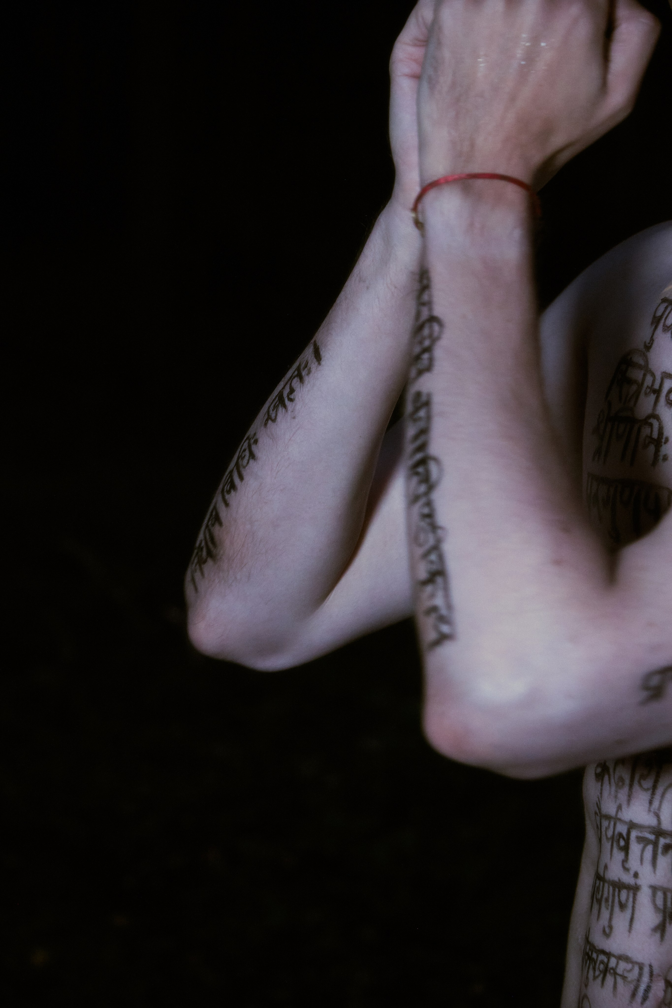 The body as broken manuscript. Фотограф Елизавета Маслова. Москва. Art, Fashion