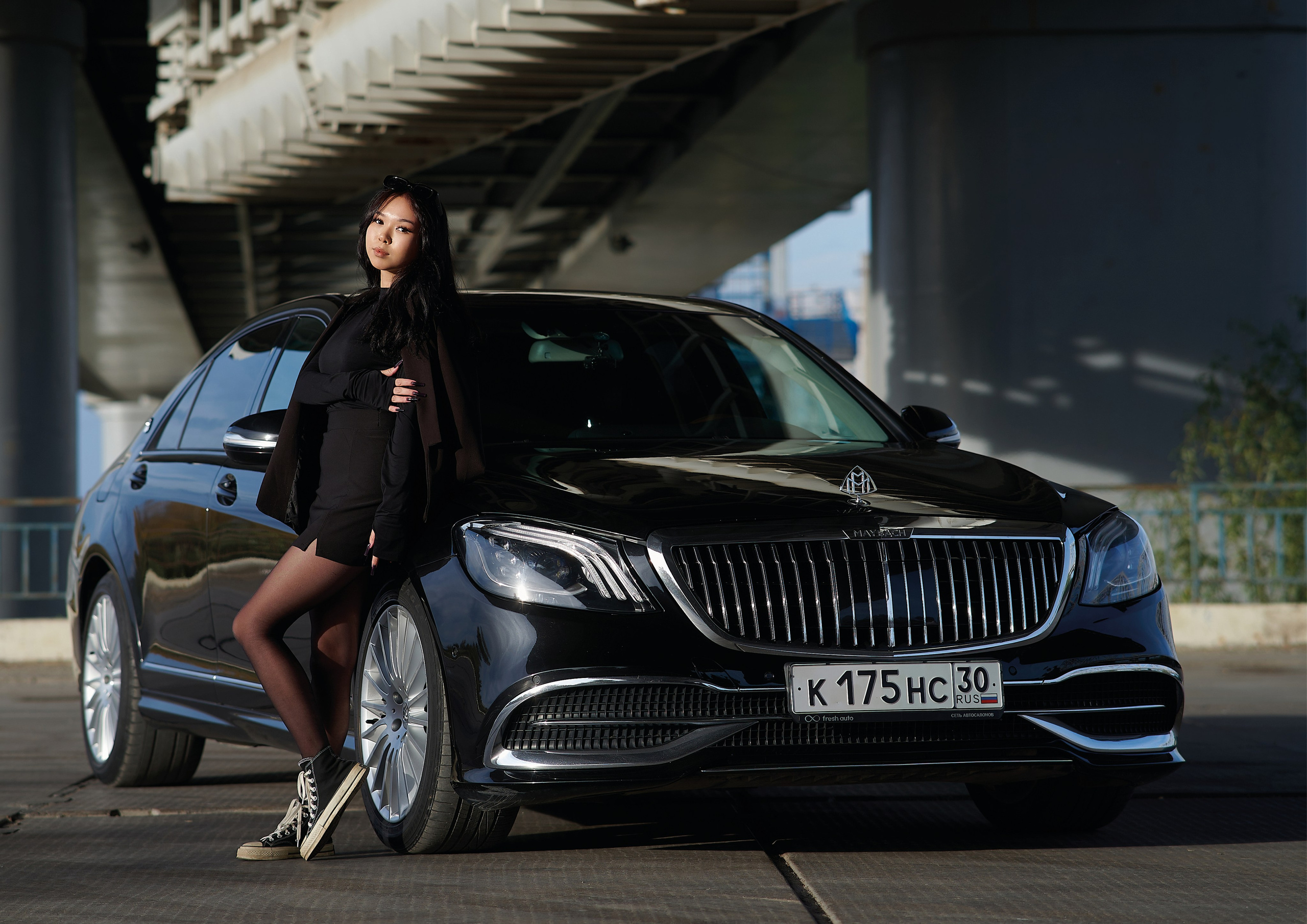 Выпускные альбомы. Студийный, семейный, свадебный, фэшн и ню фотограф в Астрахани, производство выпускных альбомов. Руслан Кондрашин