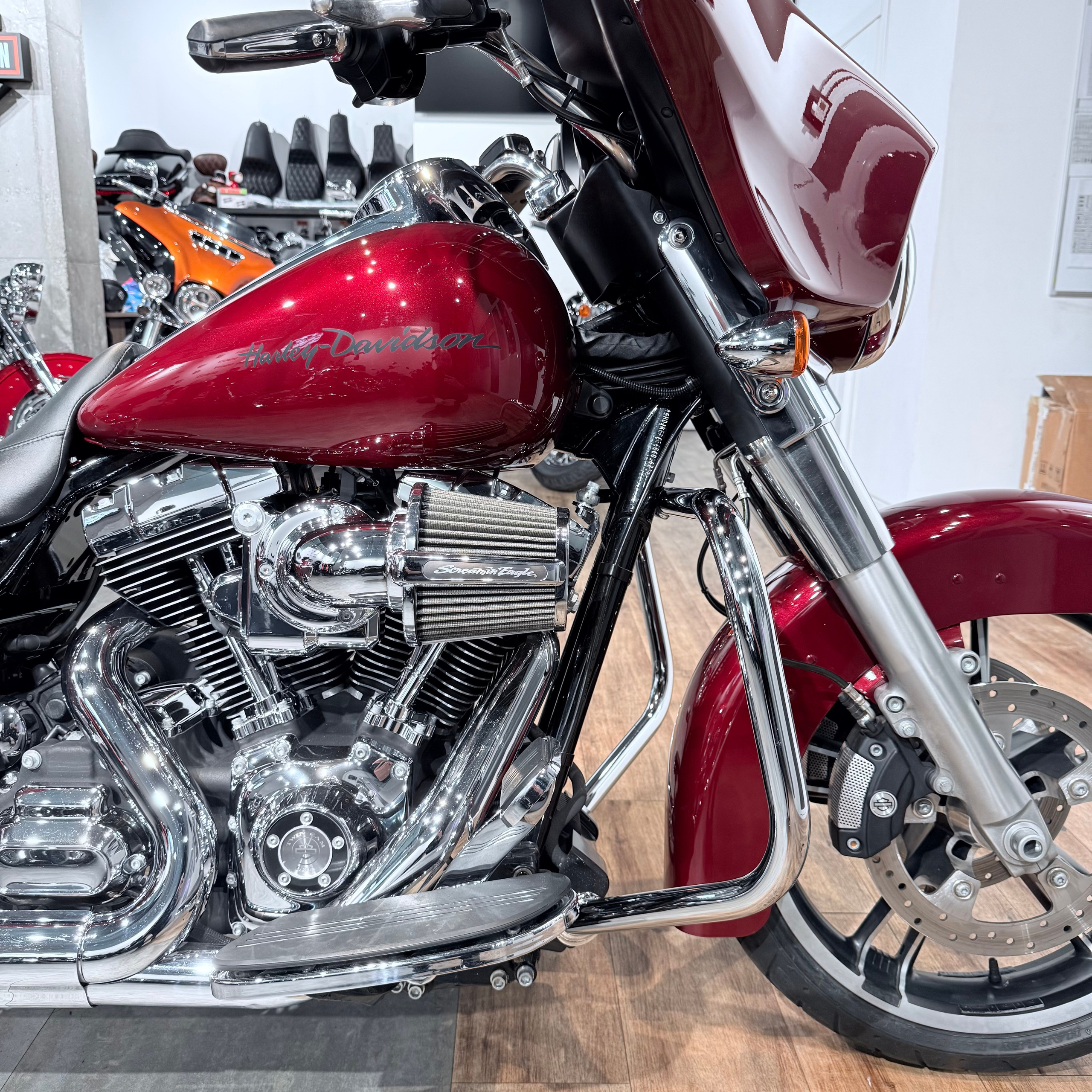 2013 Strееt Glide 103 ABS Сhеrry Реаrl. Hello Davidson, Москва. Только хорошие мотоциклы…