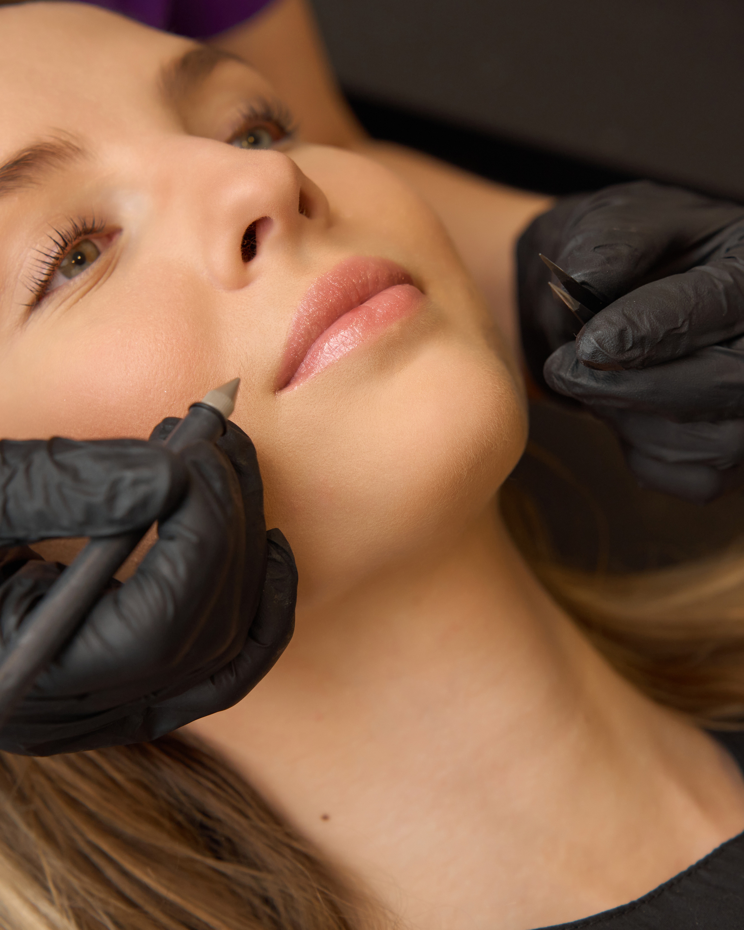 CONTENTS FOR THE MASTER OF DEPILATION. Brand photographer Moscow