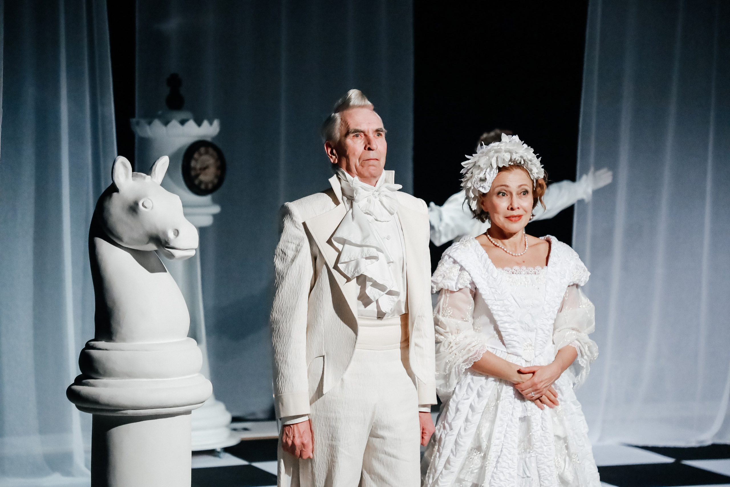 «Дядюшкин сон». Молодёжный театр алтая. Режиссер Дарья Камошина. Фоторепортаж. Театральная фотосъёмка