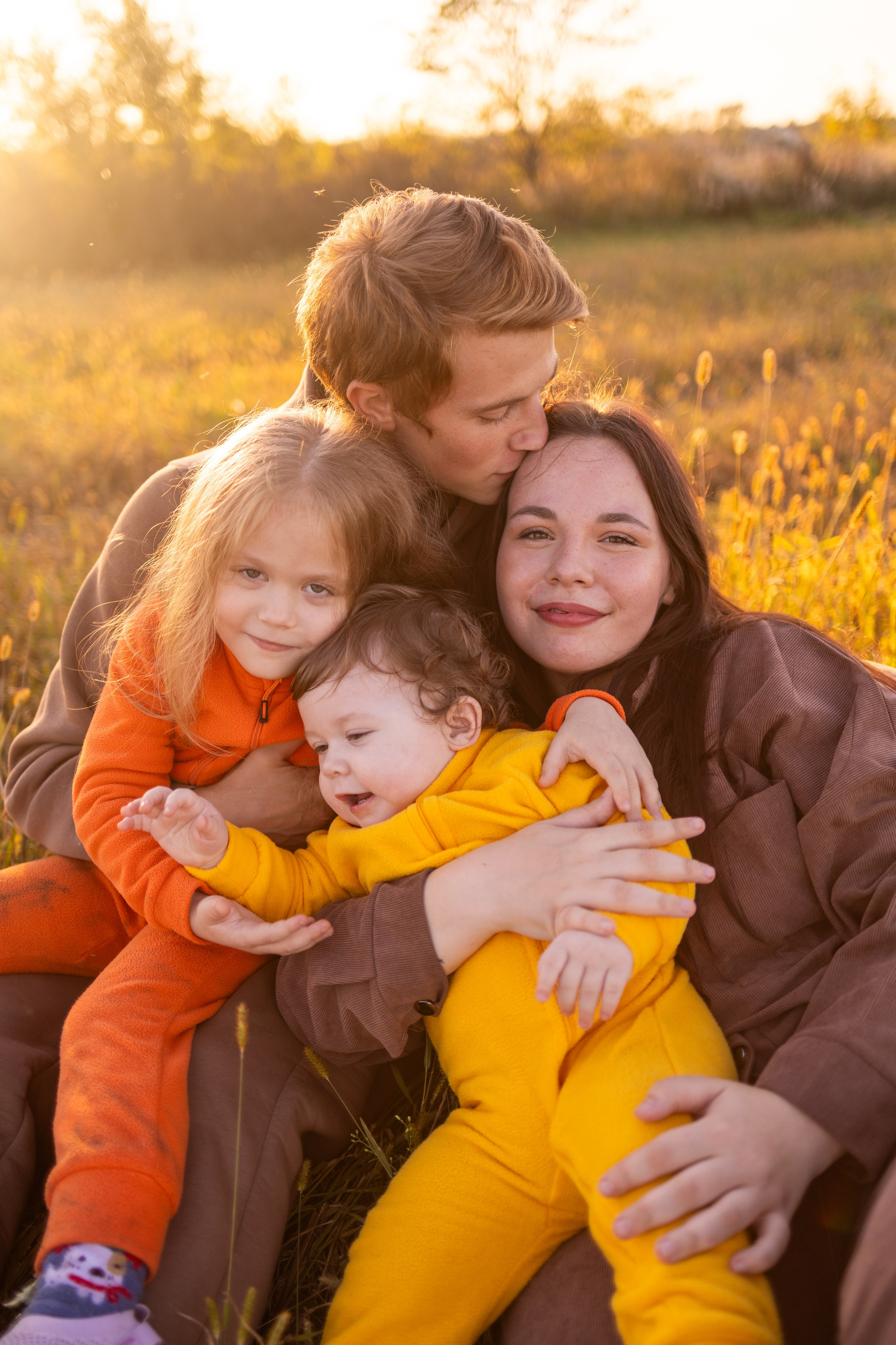 Ангелина с семьей. Семейный фотограф в Дзержинске Наталья Лаэтина