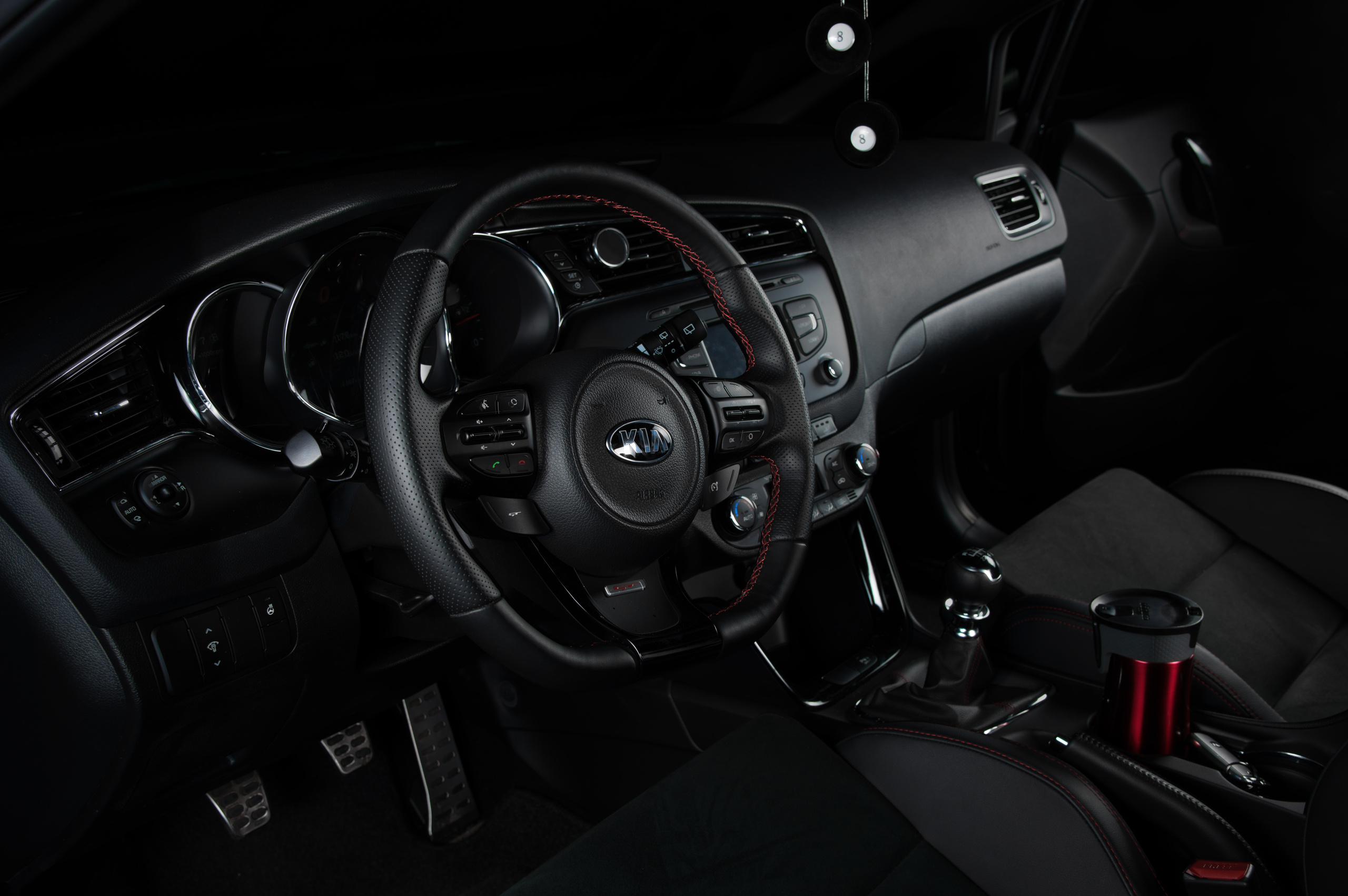 Рекламная фотография. Фотограф и видеограф в Москве Алексей Толстиков