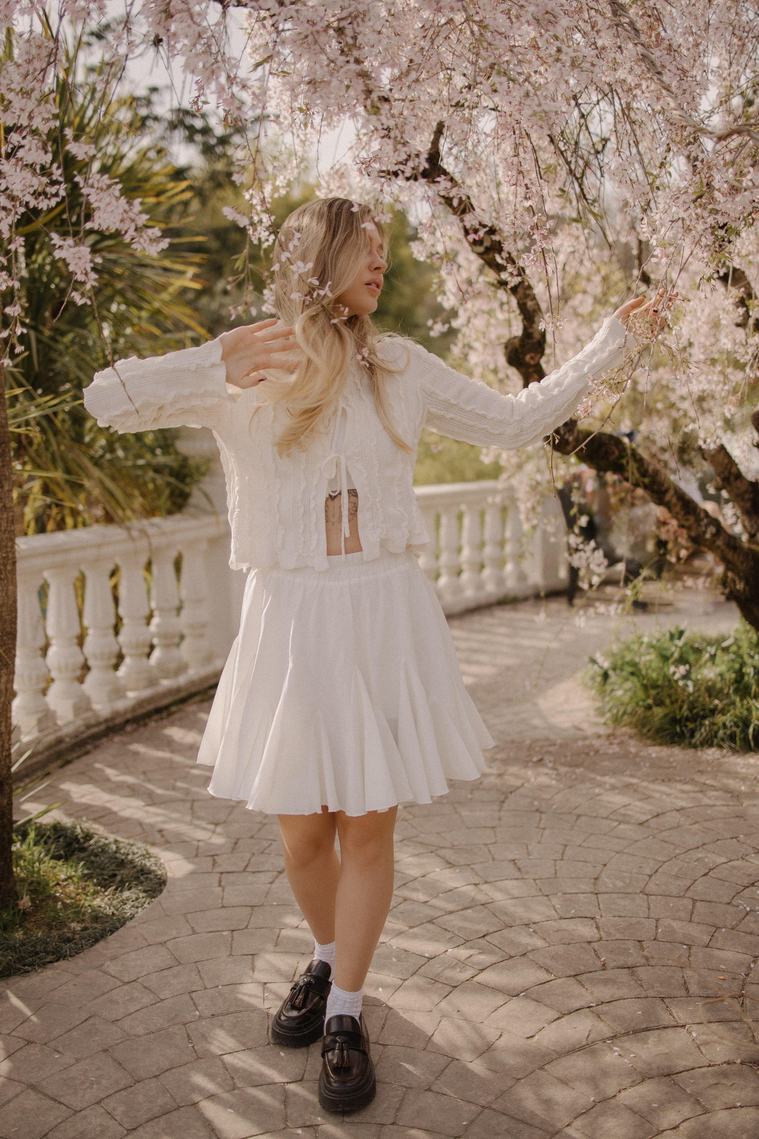 Света в сакуре. Фотограф Сочи Адлер Сириус Красная поляна Олеся Минив