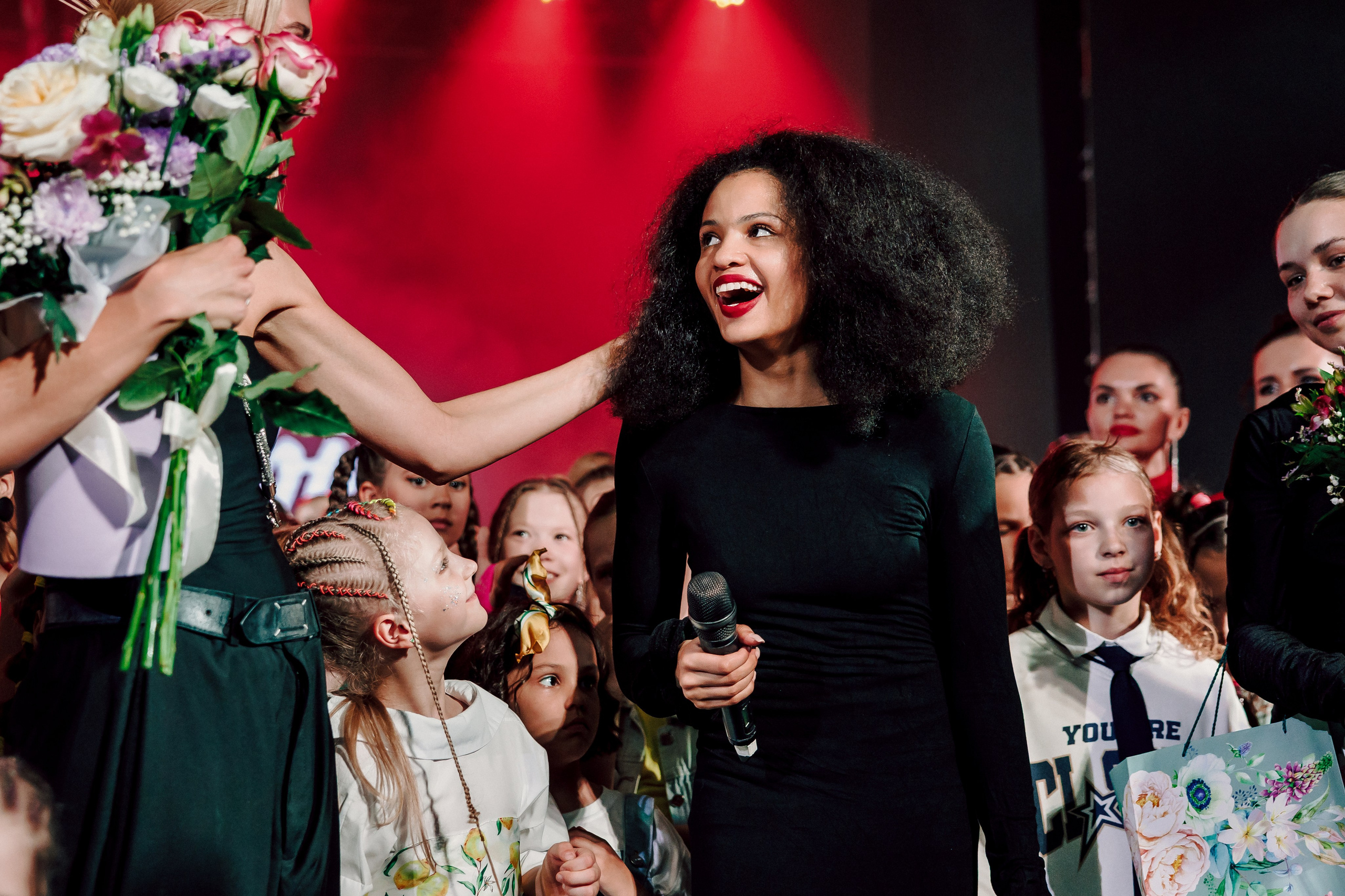 Отчётный концерт танцевальной школы «Red Rabbits» 2025. Лёшка Варзегов — фотограф