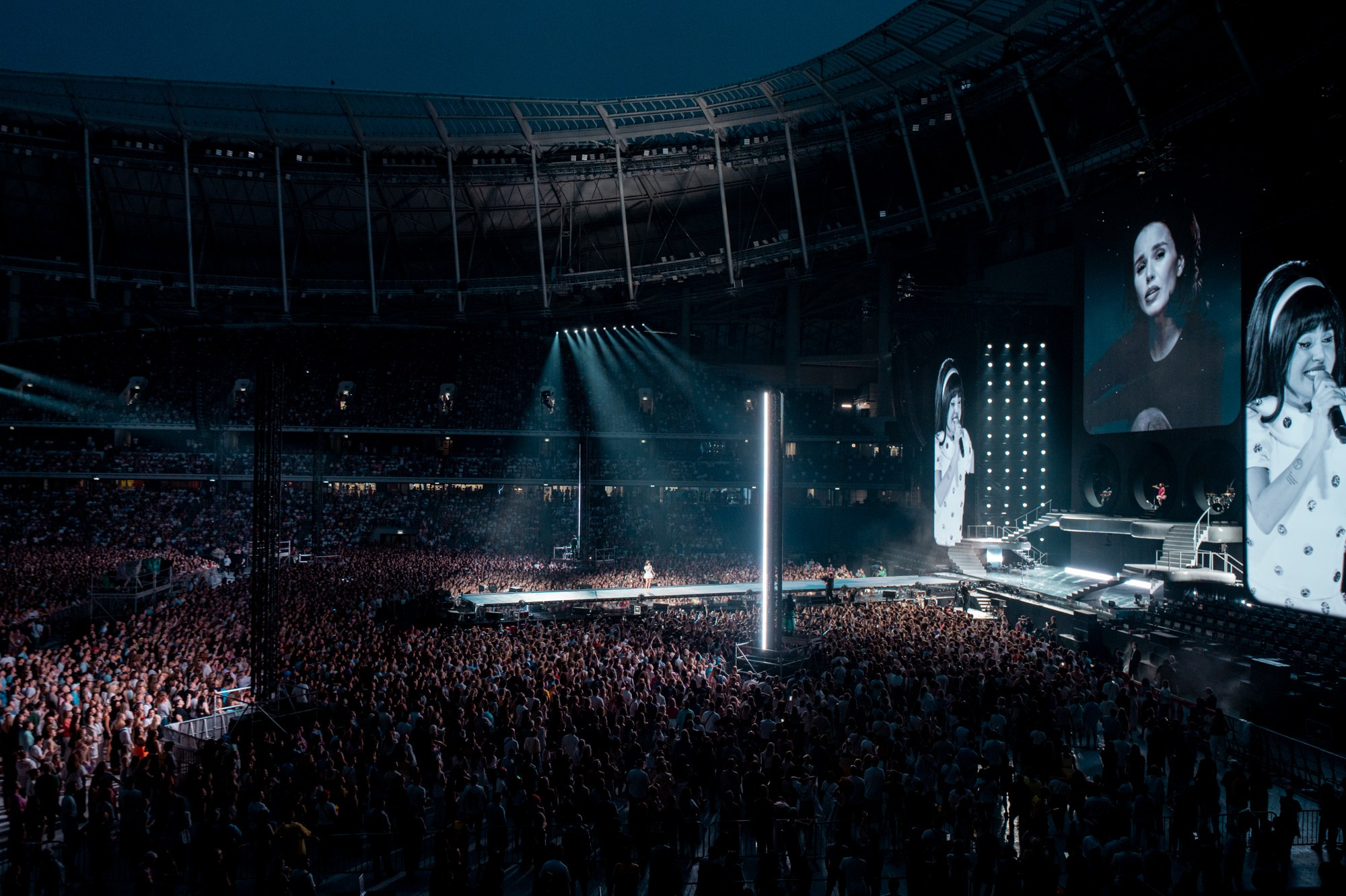 Zivert. Магия музыки в кадре: Концертная Фотография