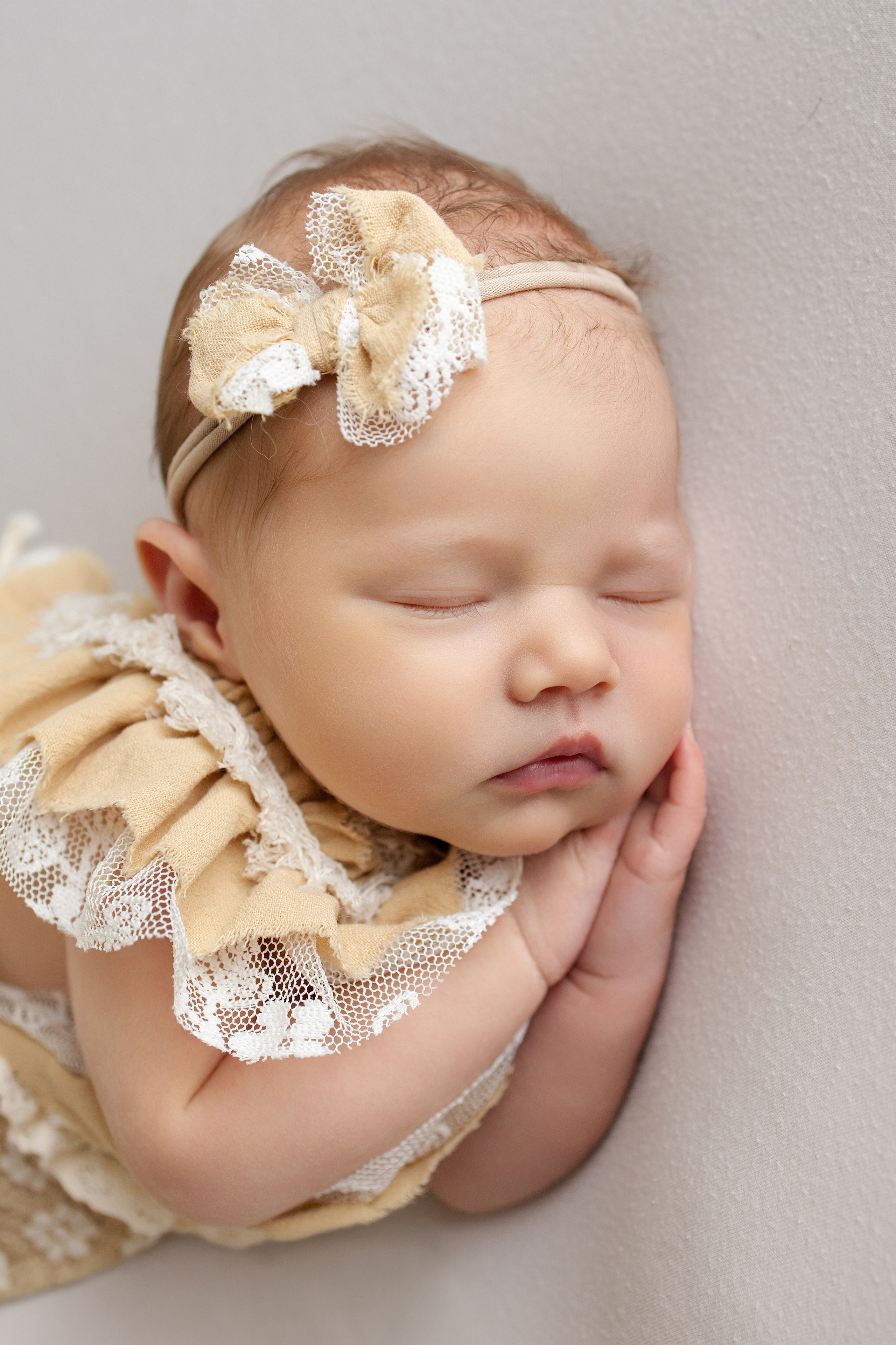 Вера 11 дней. Фотограф новорождённых Newborn Москва
