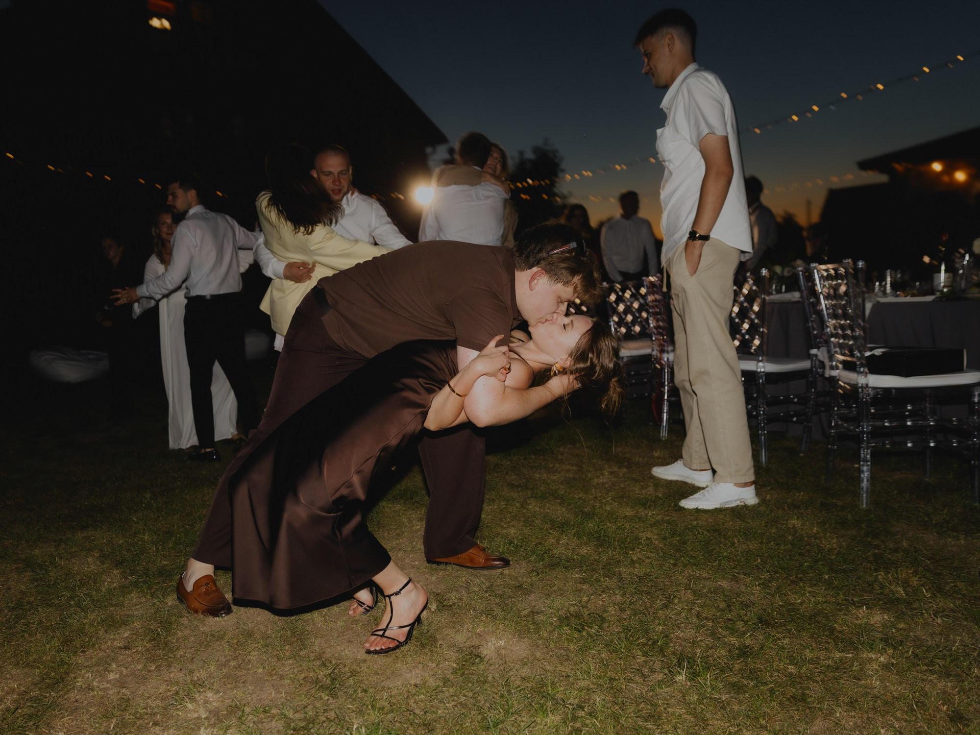 Лиза и Илья (полный день). Свадебные фотографы в Гомеле и Минске Сергей и Анастасия Фещенок