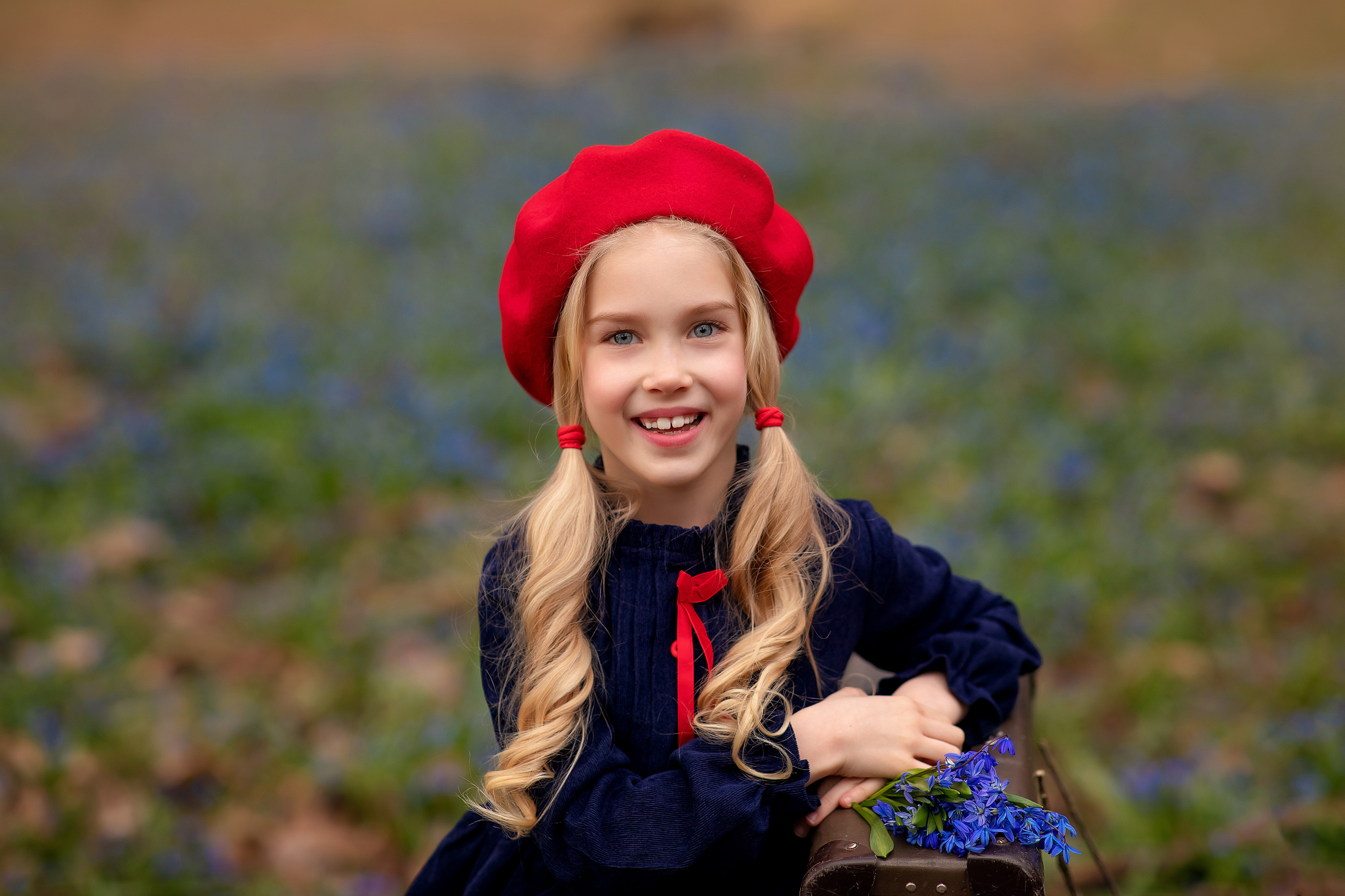 Дианочка с подснежниками. Фотограф на крещение и венчание