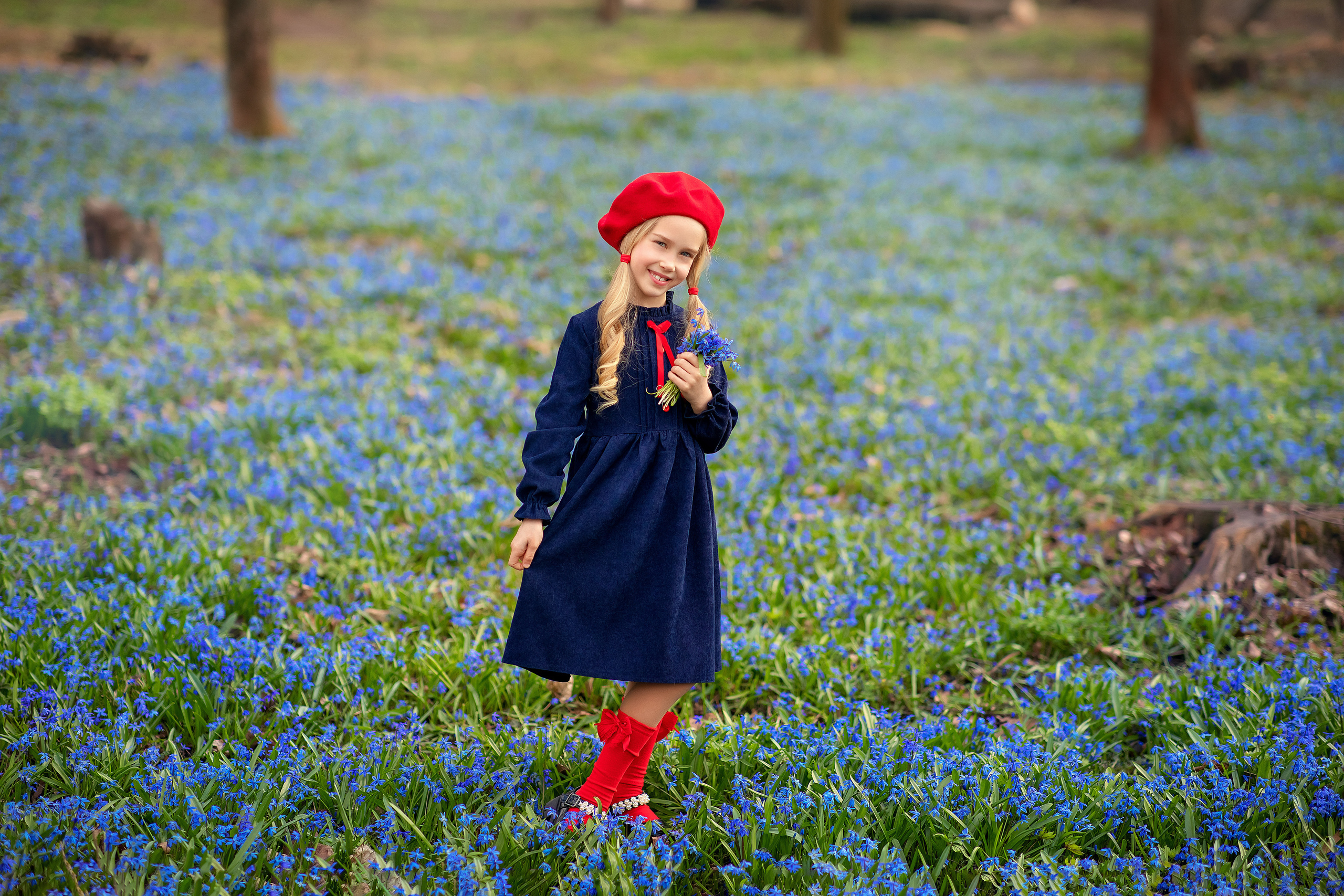 Дианочка с подснежниками. Фотограф на крещение и венчание