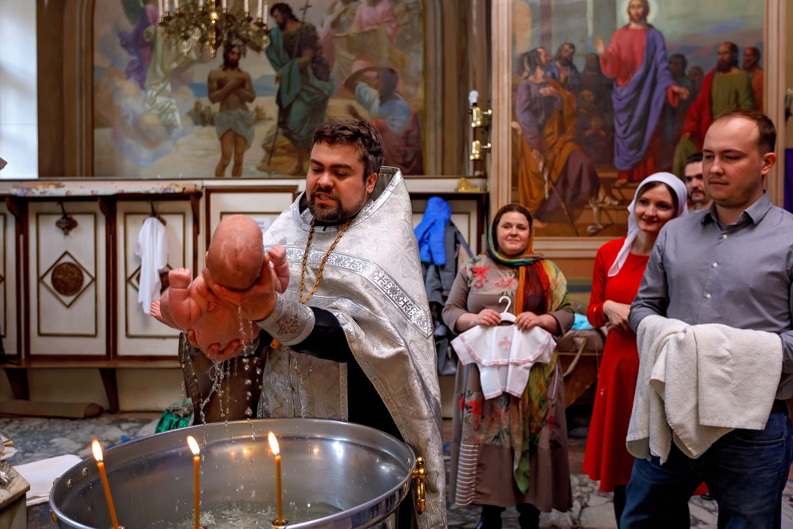Фотограф для съемки крещения в Москве. Геннадий Степанов —фотограф в Москве