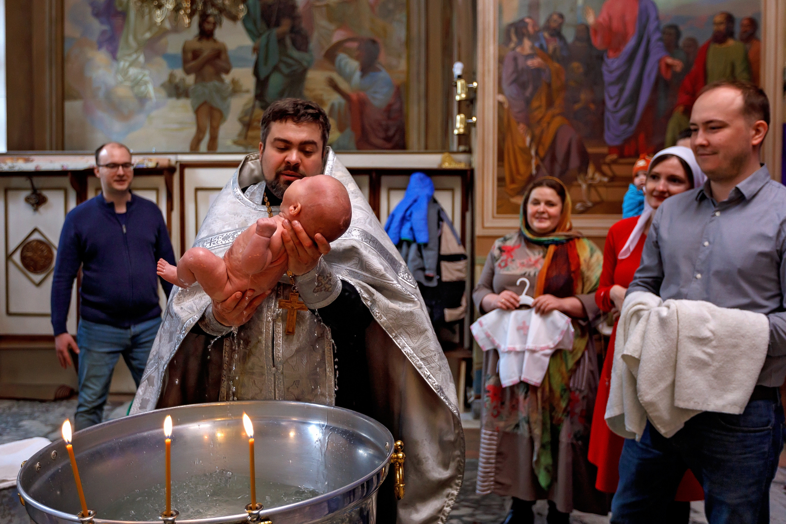 Фотограф для съемки крещения в Москве. Геннадий Степанов —фотограф в Москве