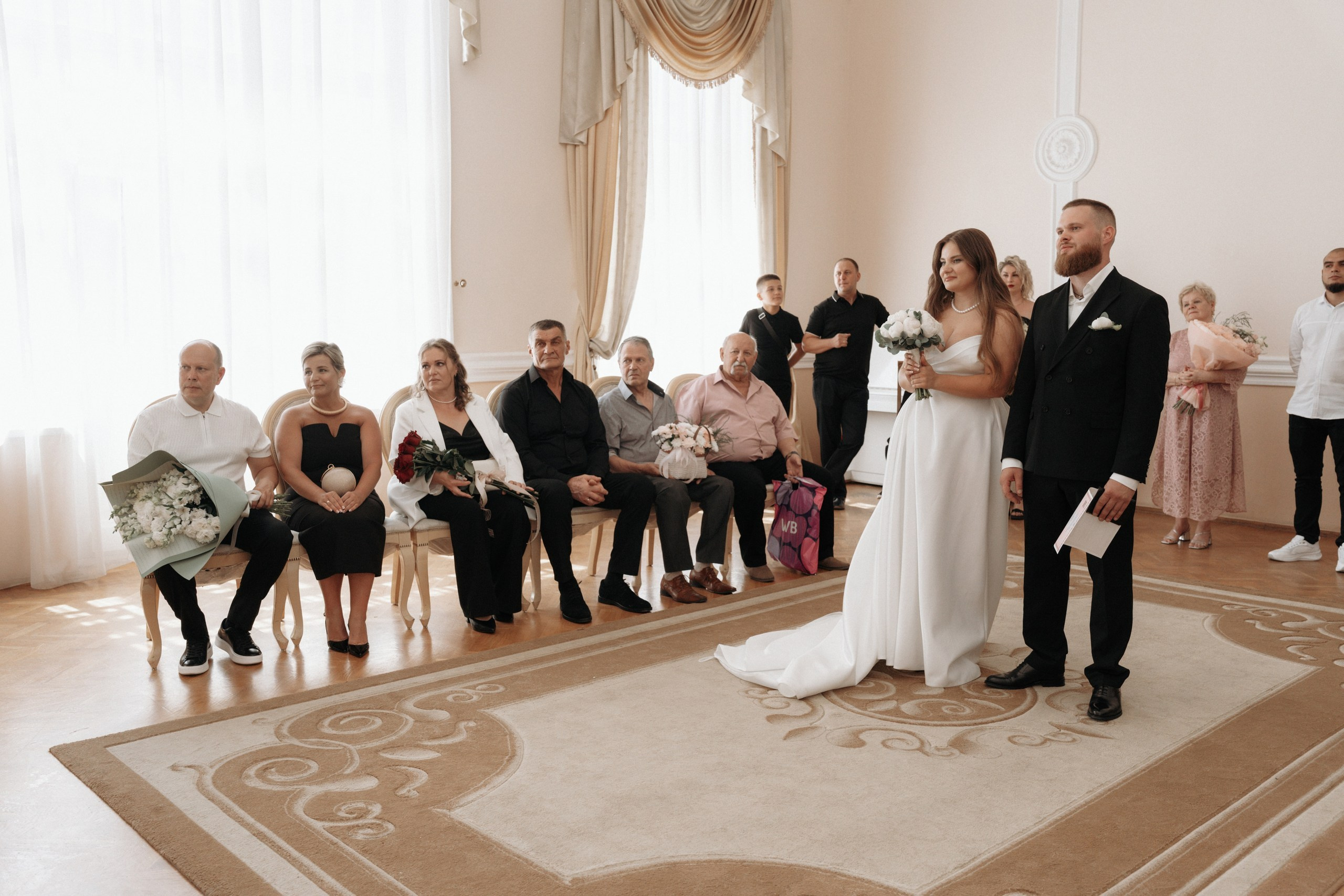 Свадьба Анастасии и Евгения, Картинная галерея, прогулка в лесу. Ресторан «Хлеб и Винотека». Свадебный фотограф в Тамбове Павел Четвертков