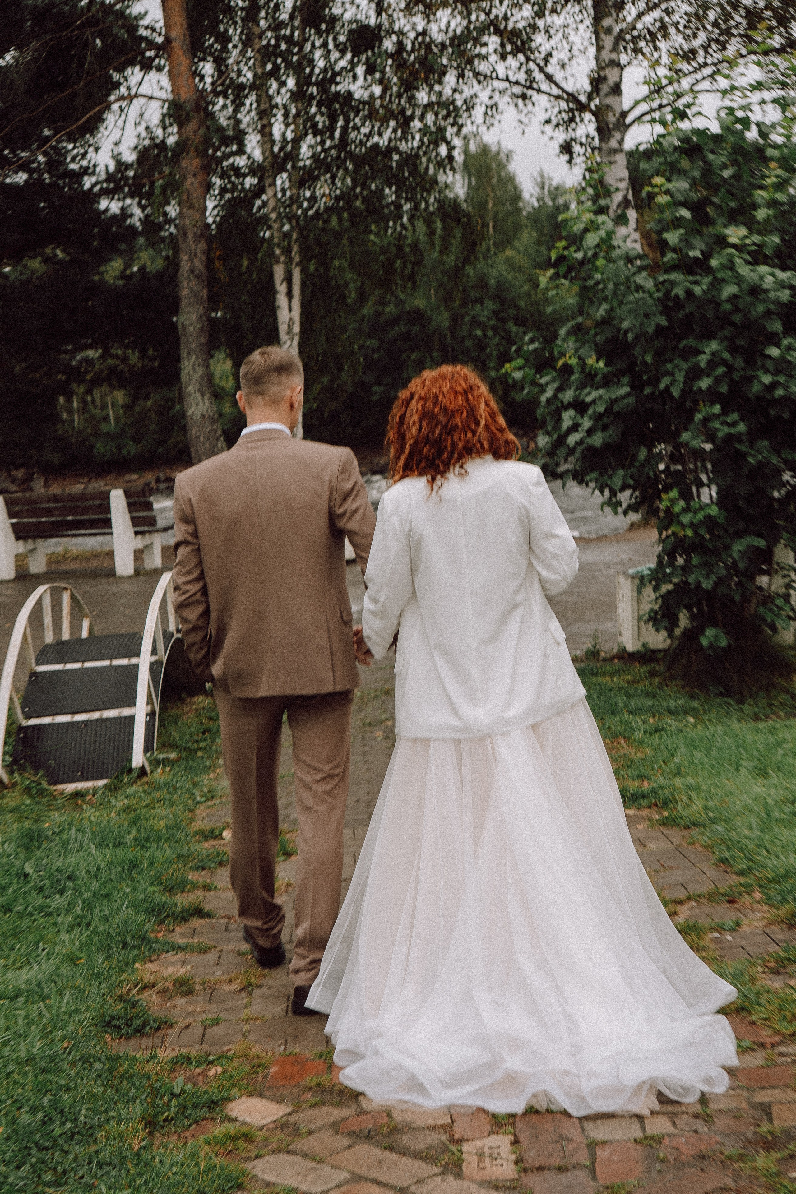 СВАДЕБНАЯ ФОТОСЕССИИЯ ПАРЫ В ГОРОДЕ ПРИОЗЕРСК В СОСНОВОМ ЛЕСУ И С ПИКАПОМ. Профессиональный фотограф, Санкт-Петербург — Виктория Богомолова