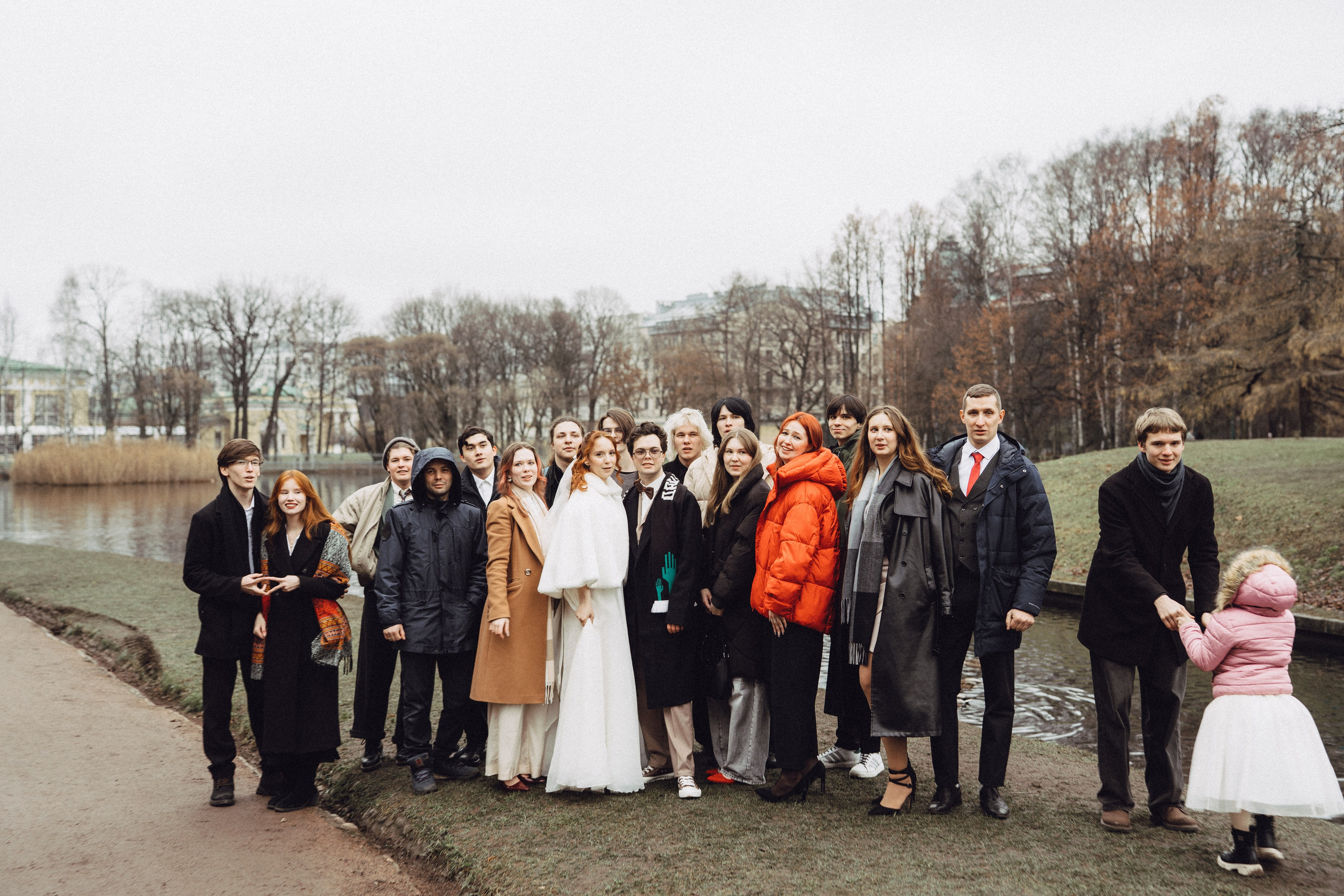 СВАДЕБНАЯ СЬЕМКА ВО ВТОРОМ ДВОРЦЕ С ГОСТЯМИ И ПРОГУЛКА В ТАВРИЧЕСКОМ САДУ. Профессиональный фотограф, Санкт-Петербург — Виктория Богомолова