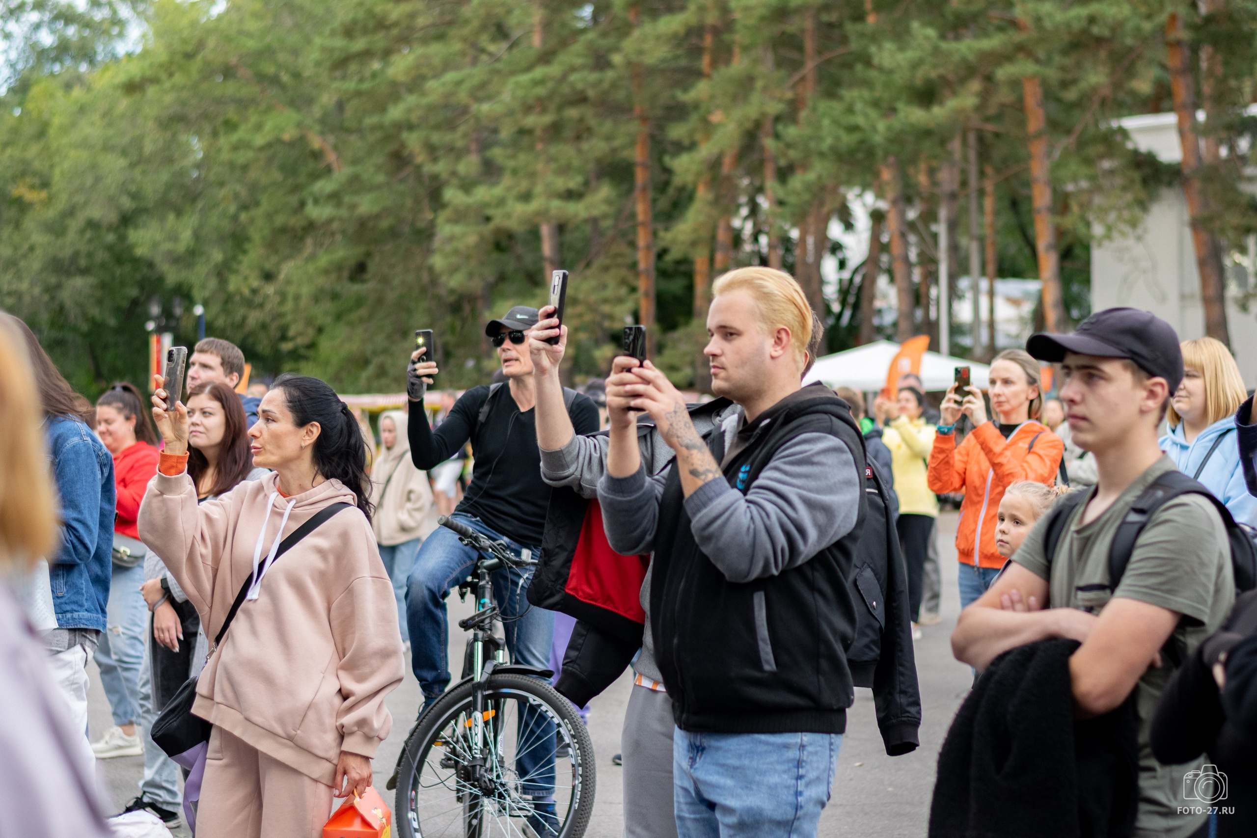 Антон Курдюмов фотограф в Хабаровске Рина Курдюмова фото27 foto27 Антон Дорофеев репортажный репортаж документалист Тони и Рина фотосоздатели Международный фестиваль Рок в защиту животных Хабаровск