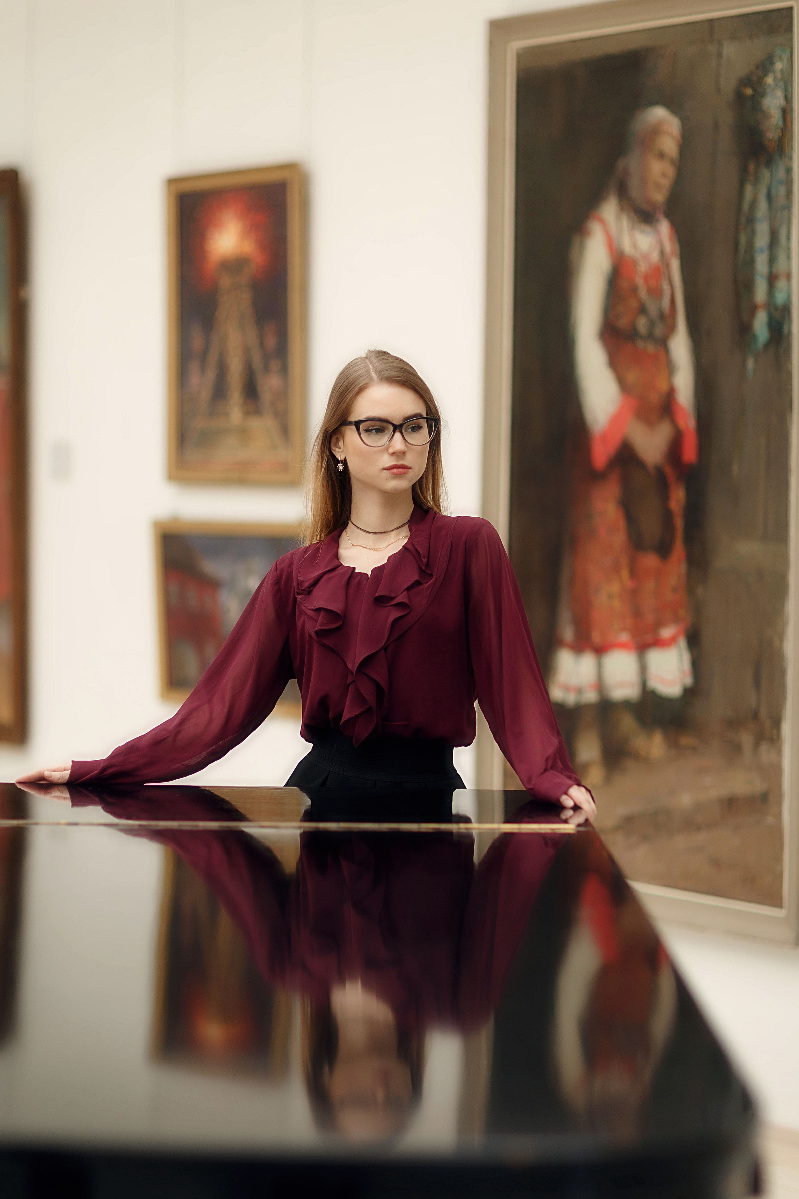 Фотосессия с Машей в Чувашском художественном музее. Портретный и репортажный фотограф в Чебоксарах Андриян Чаркин