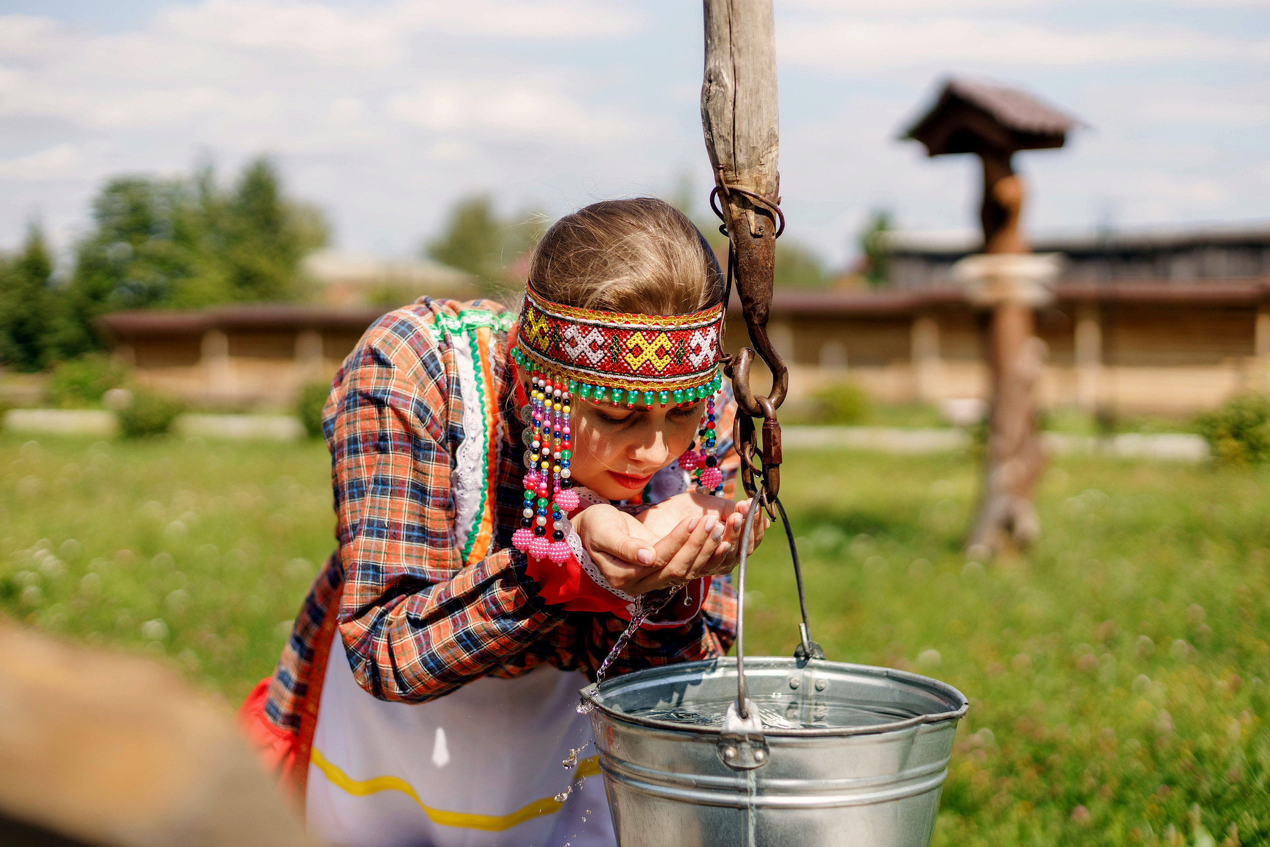 Фотосессия с Екатериной Анисимовой в Ибресинском этнографическом музее. Портретный и репортажный фотограф в Чебоксарах Андриян Чаркин