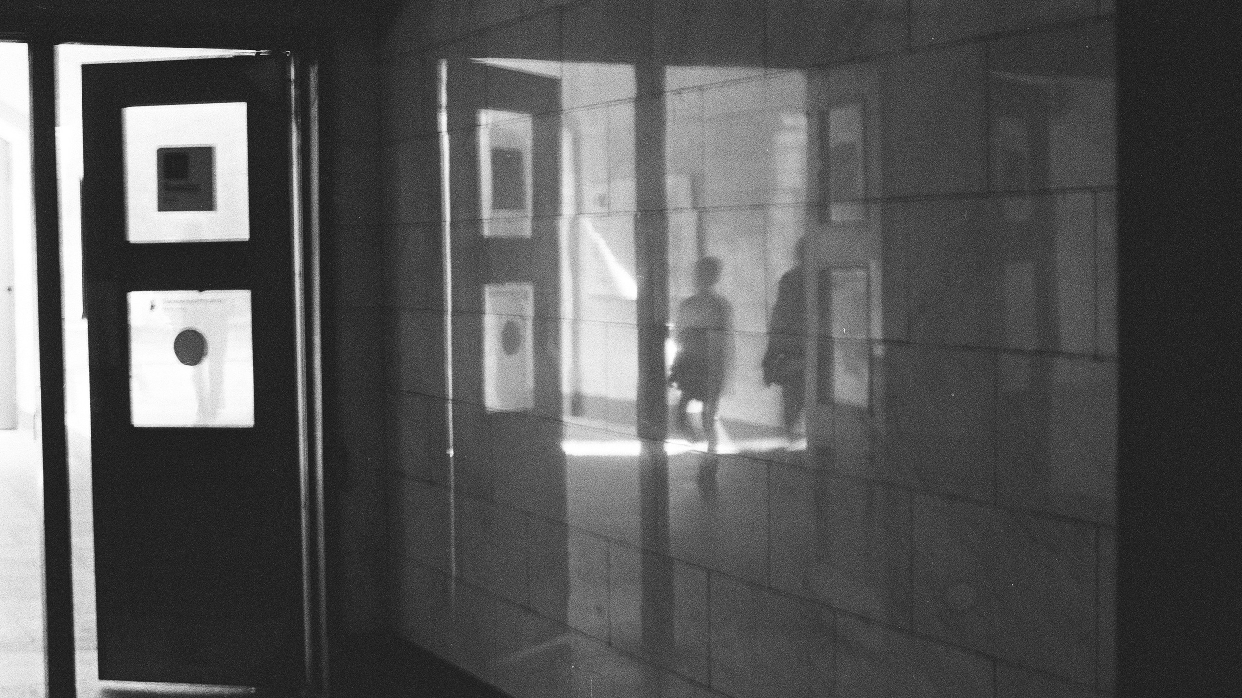 Улица на пленке. Fomapan 400. Фотограф и оператор мероприятий, концертов и портретов в городе Москва