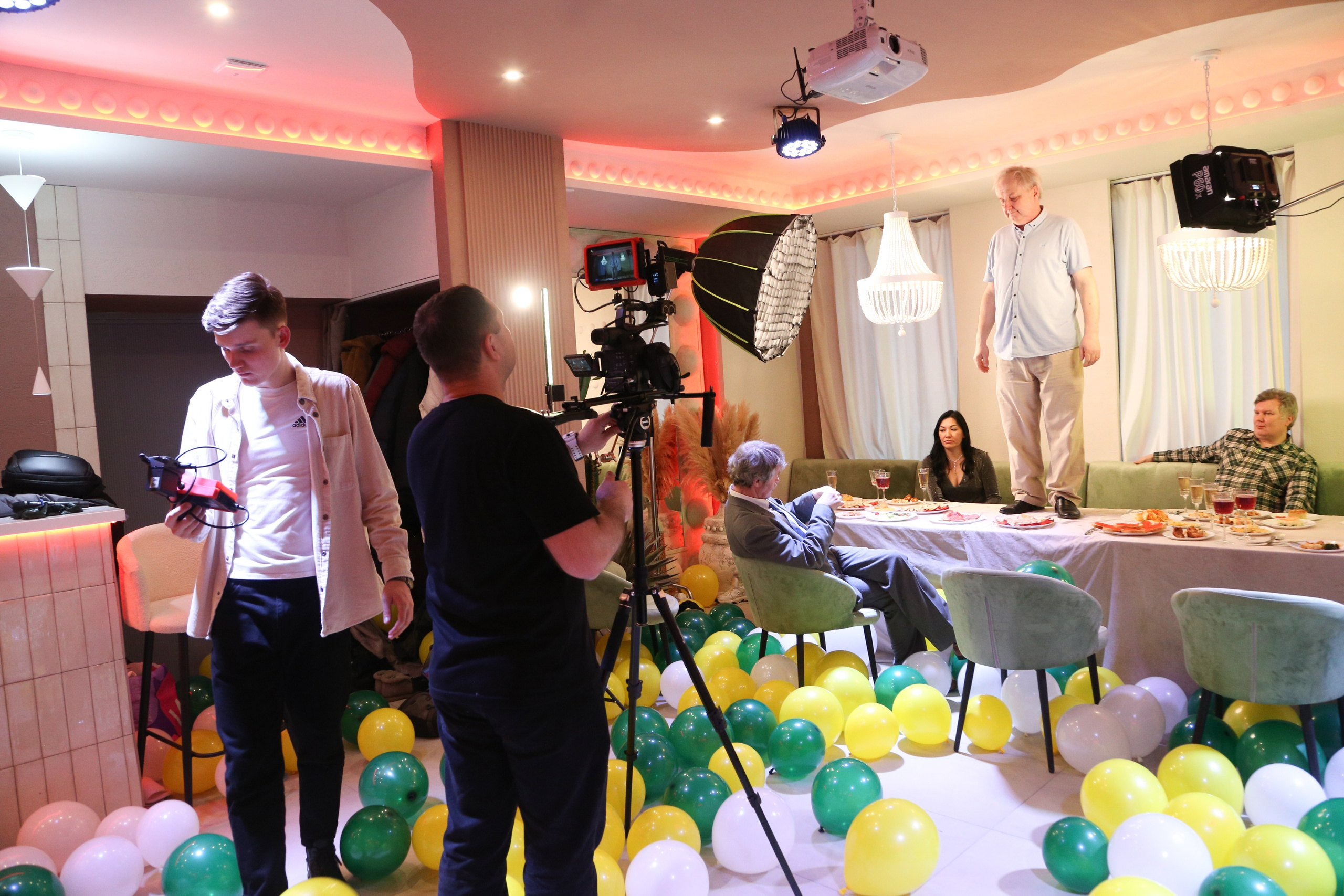 Клипы и Кино. Сергей Кошкин ВИДЕООПЕРАТОР, ОПЕРАТОР-ПОСТАНОВЩИК, ВИДЕОГРАФ