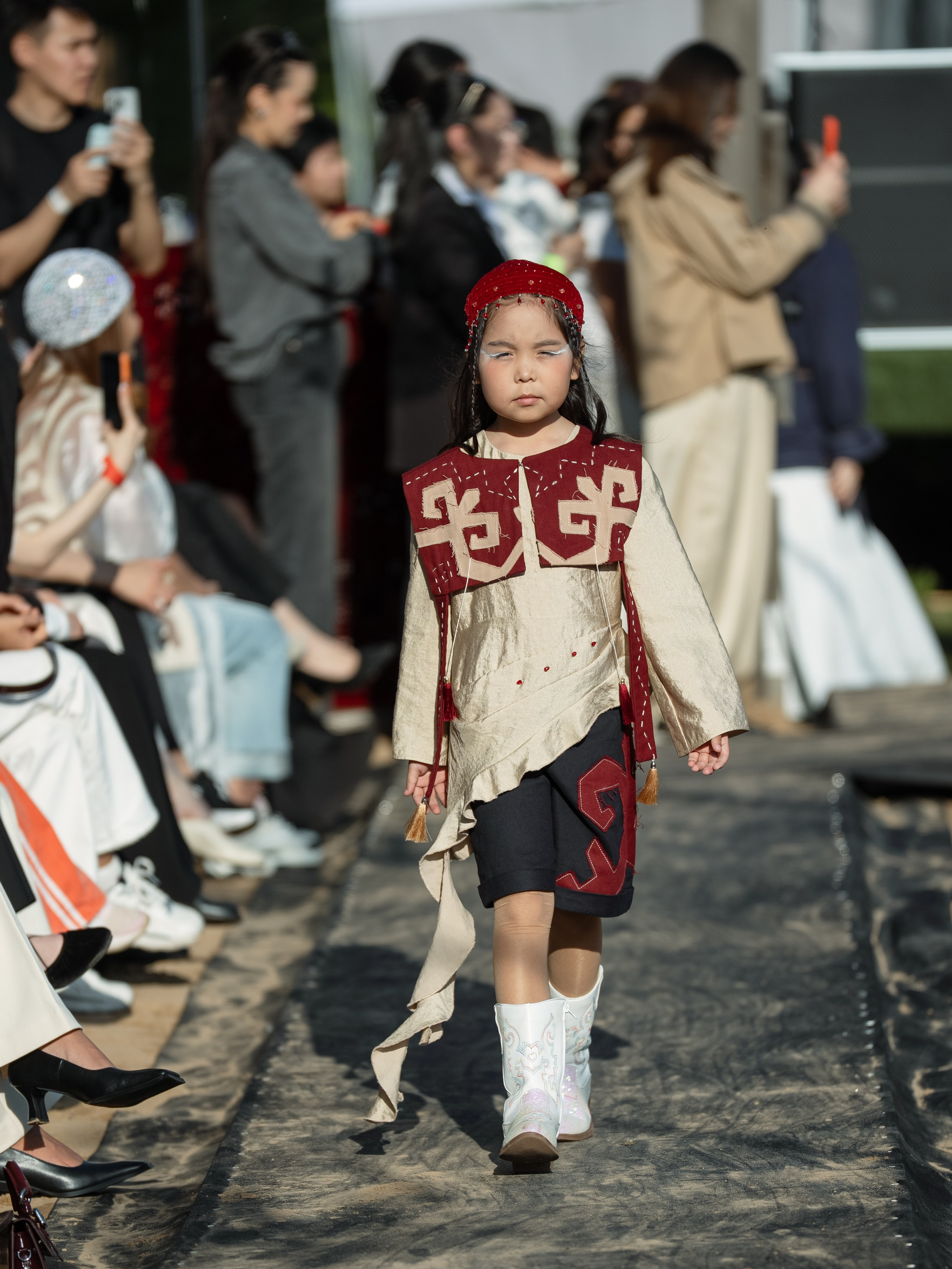 Brand Darideiya. Сайт Алматинского НЮ АРТ, будуар и фэшн фотографа Дениса Карпенко