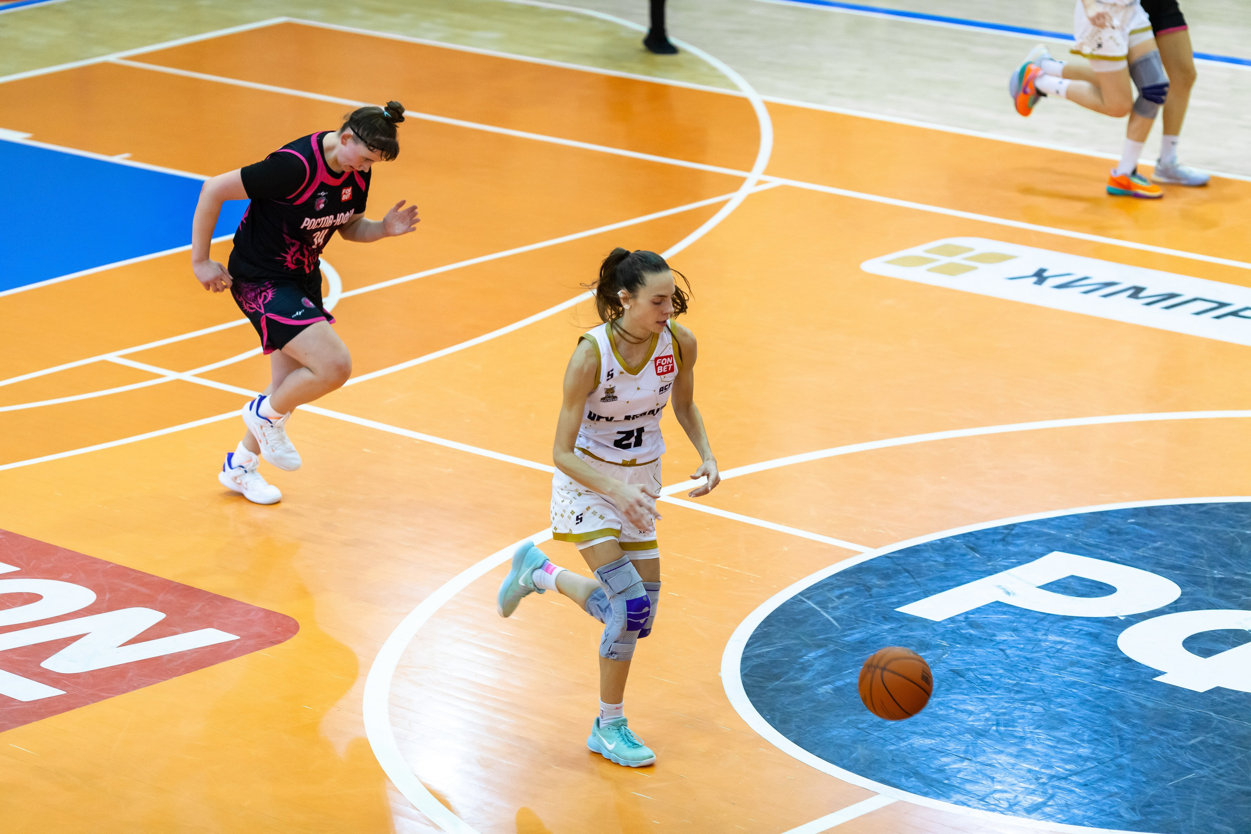 ЧГУ-Атланта — Ростов-ЮФУ / 1 игра. Фотография