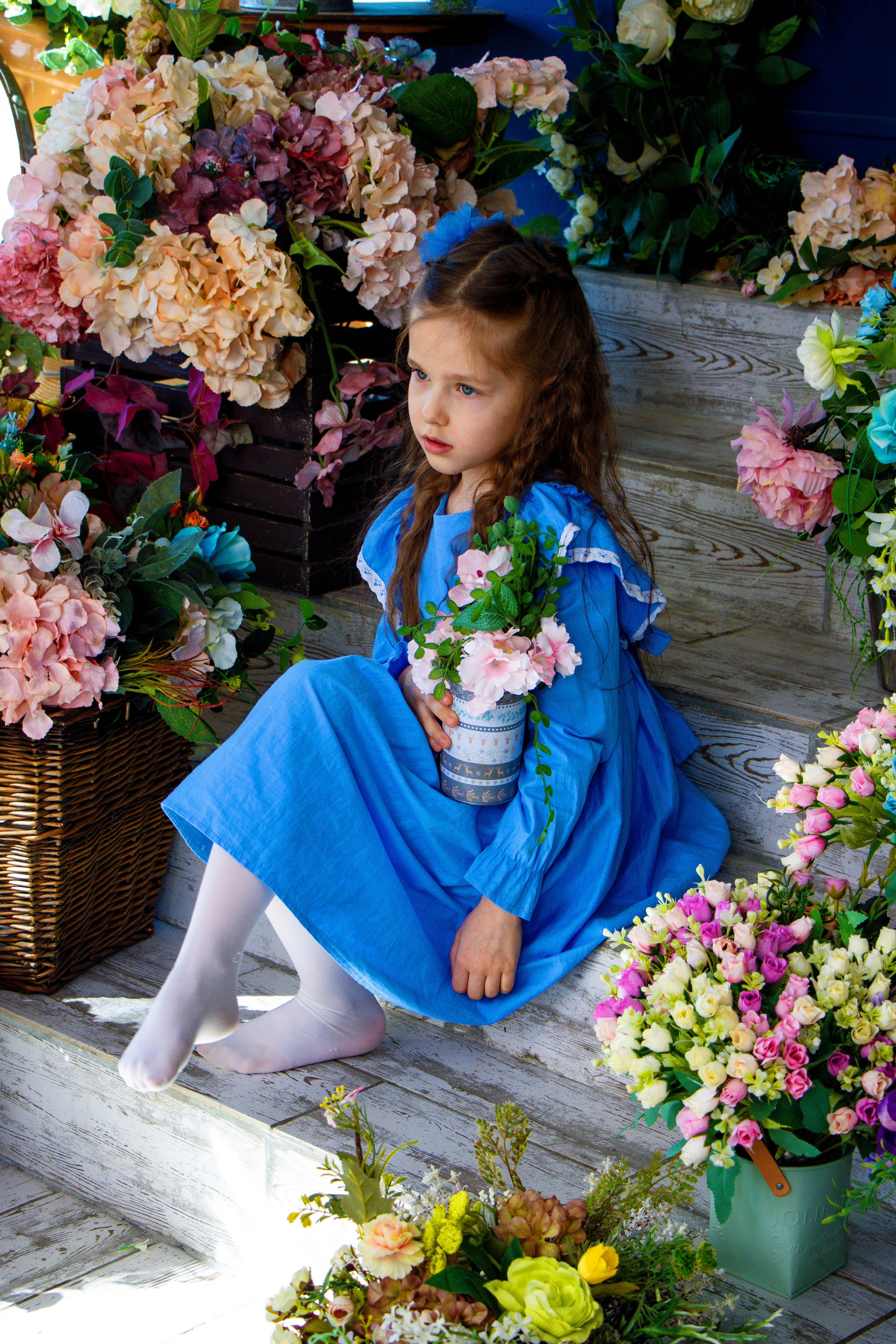 Девчонка в цветах. Фотограф Татьяна Матрос