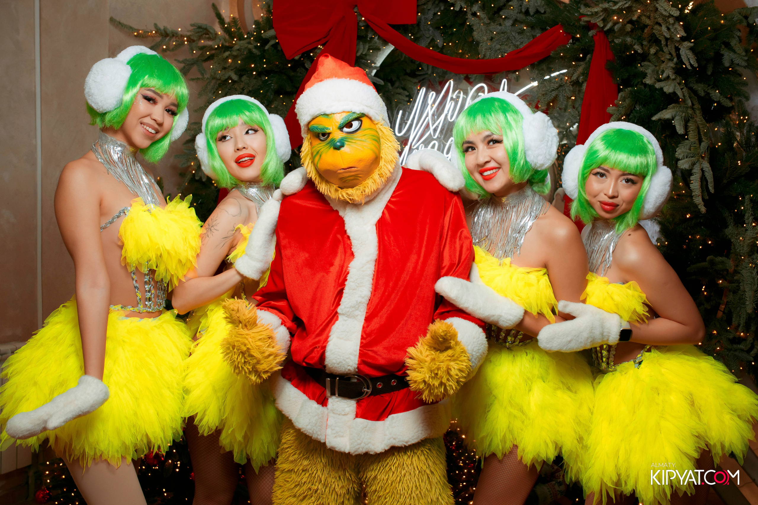 УХО И МЕДВЕДЬ НА КУРМАНГАЗЫ. КИПЯТКОМ АЛМАТЫ! Фотосъемка мероприятий в Алматы