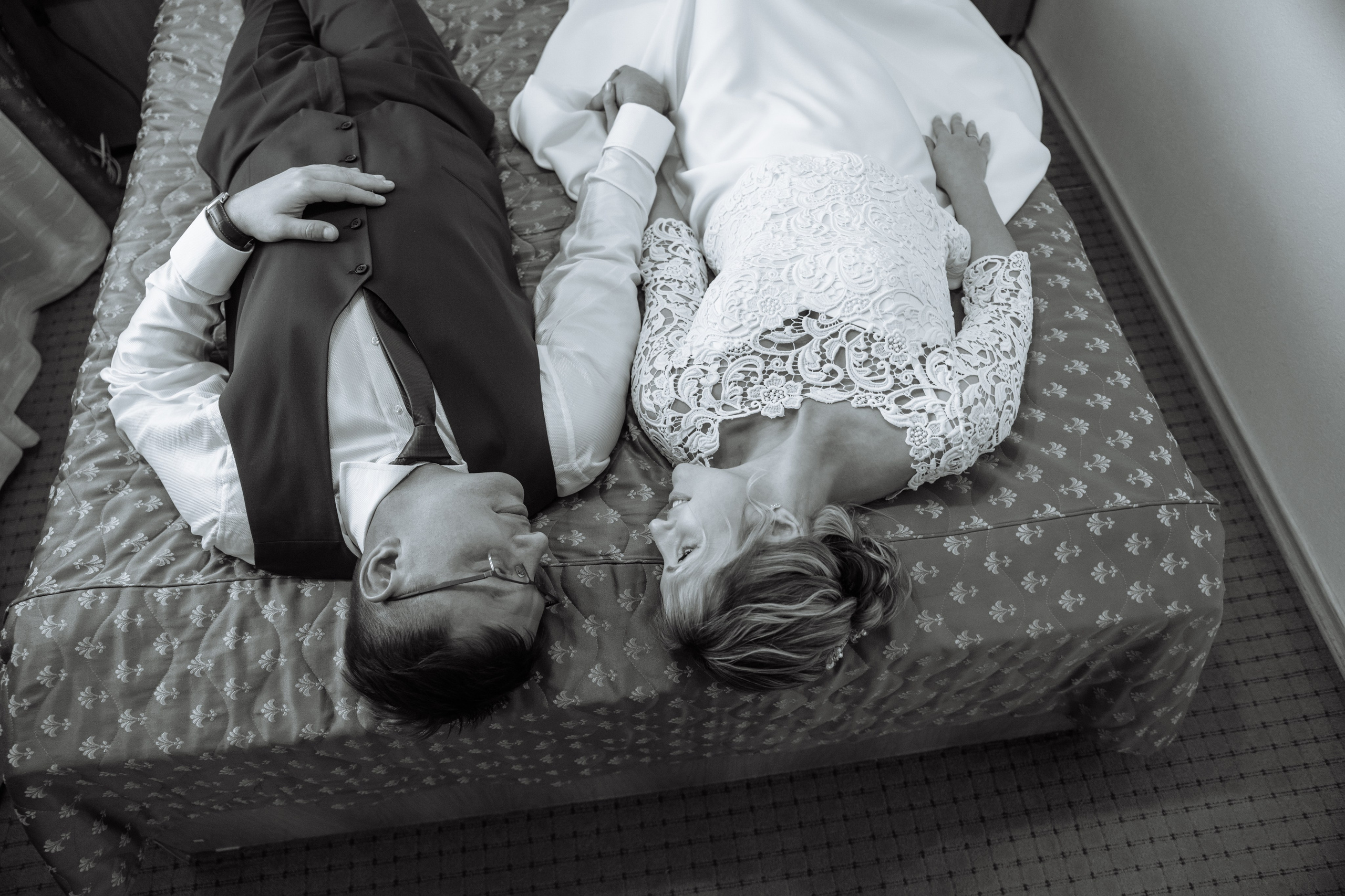 АНТОН И АЛЕНА 7.12.24. Фотограф Ярмишко Дарья. Выпускные фотокниги